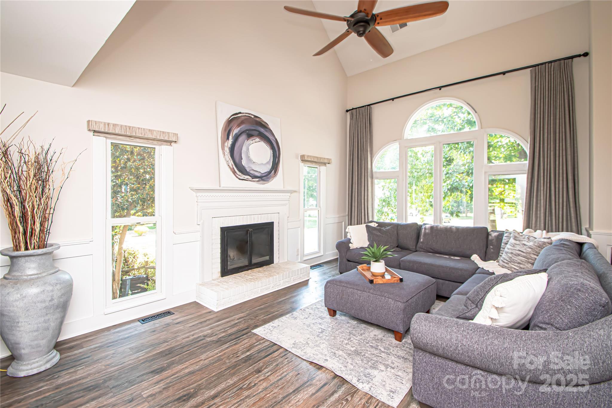 10711 Spring Camp Way Property Photo 11