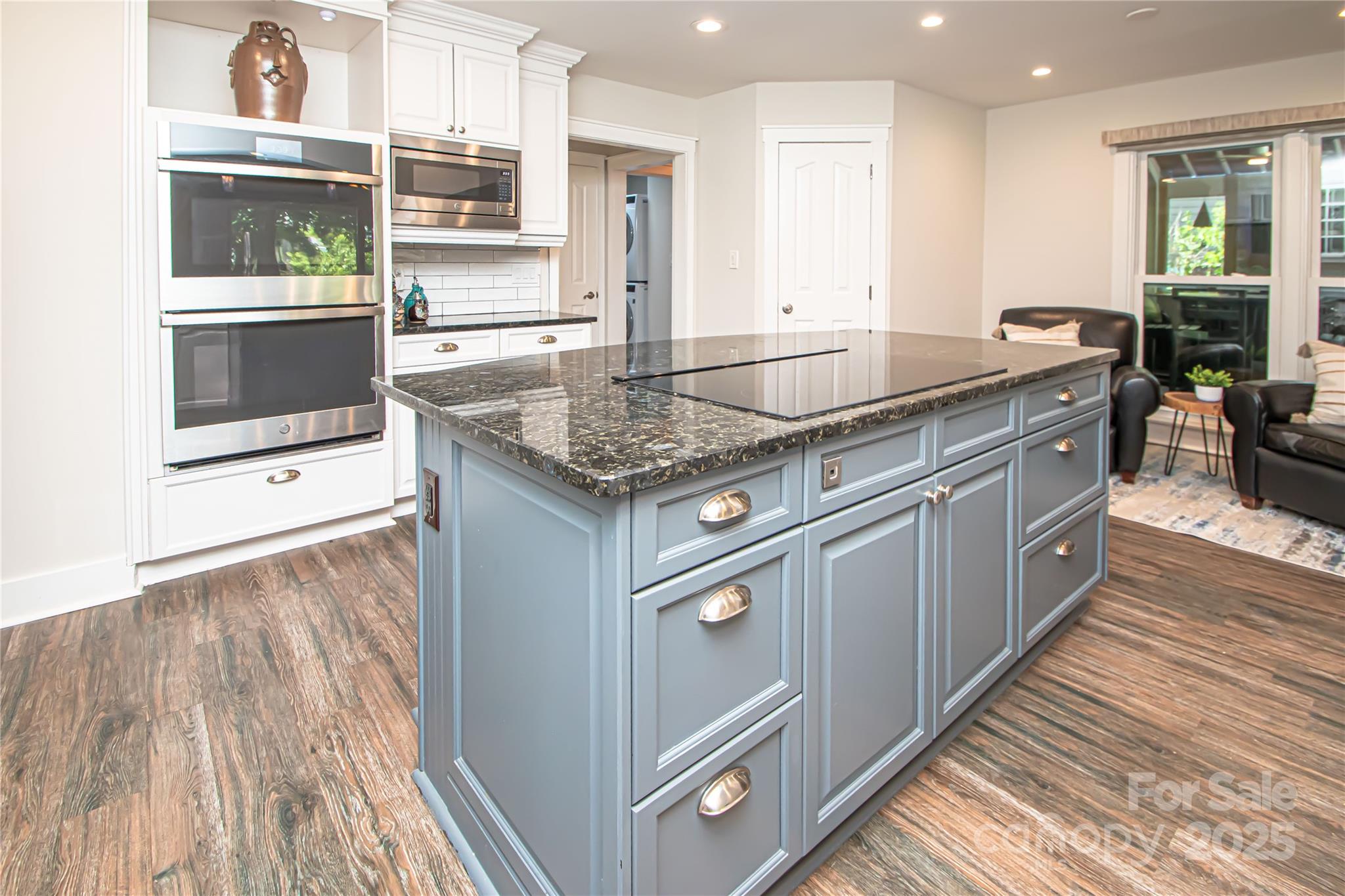 10711 Spring Camp Way Property Photo 18
