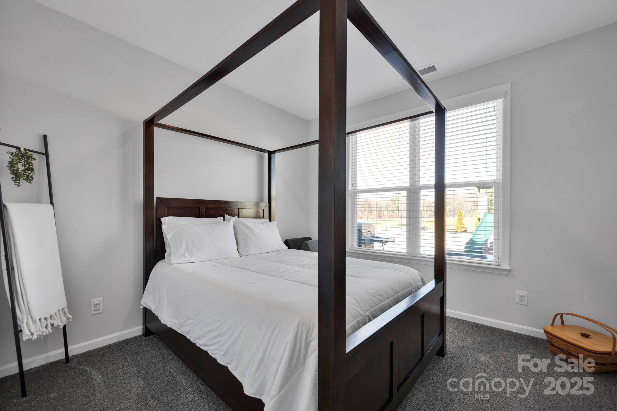 187 Tetcott Street Property Photo 20