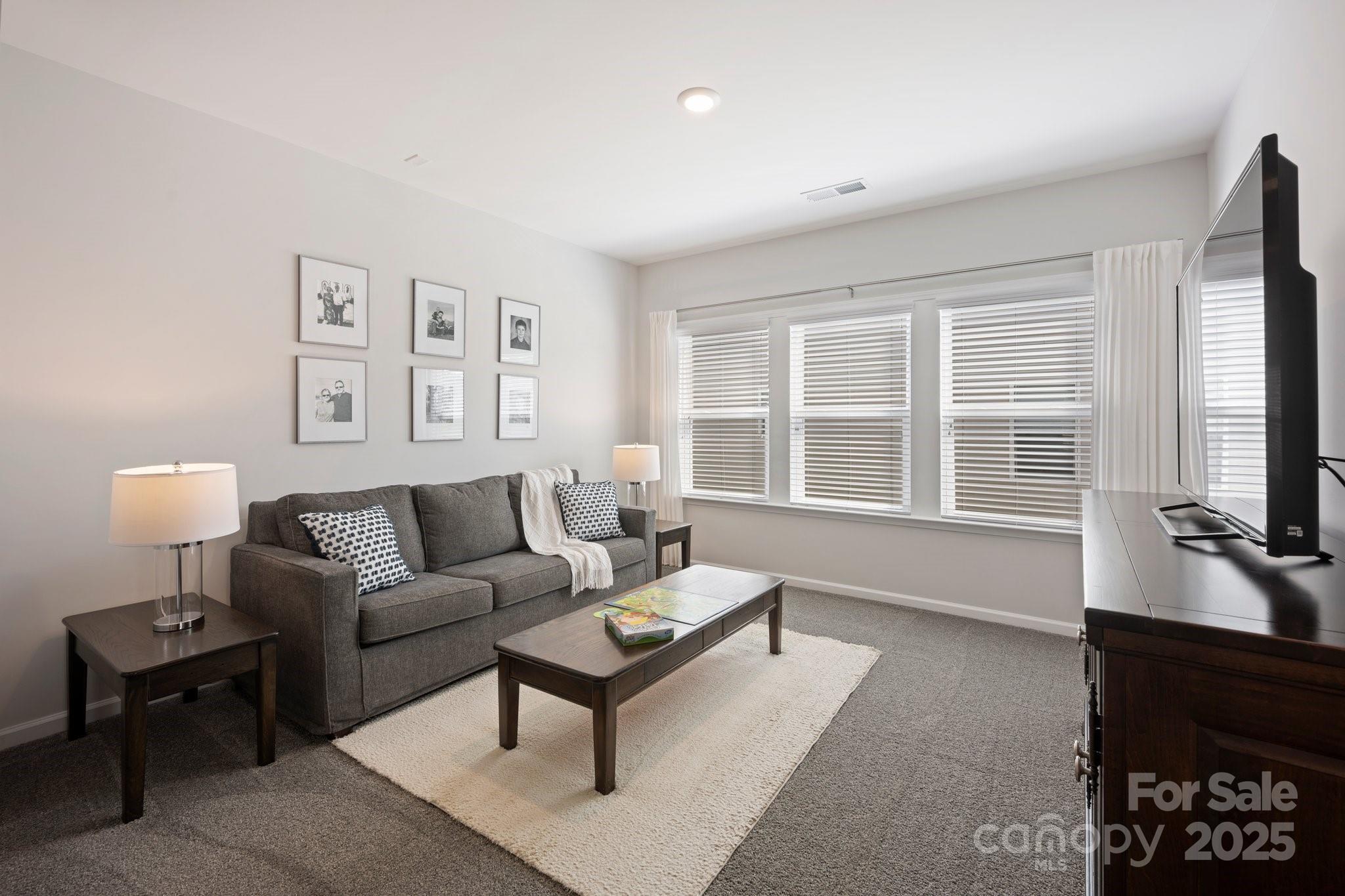 187 Tetcott Street Property Photo 23
