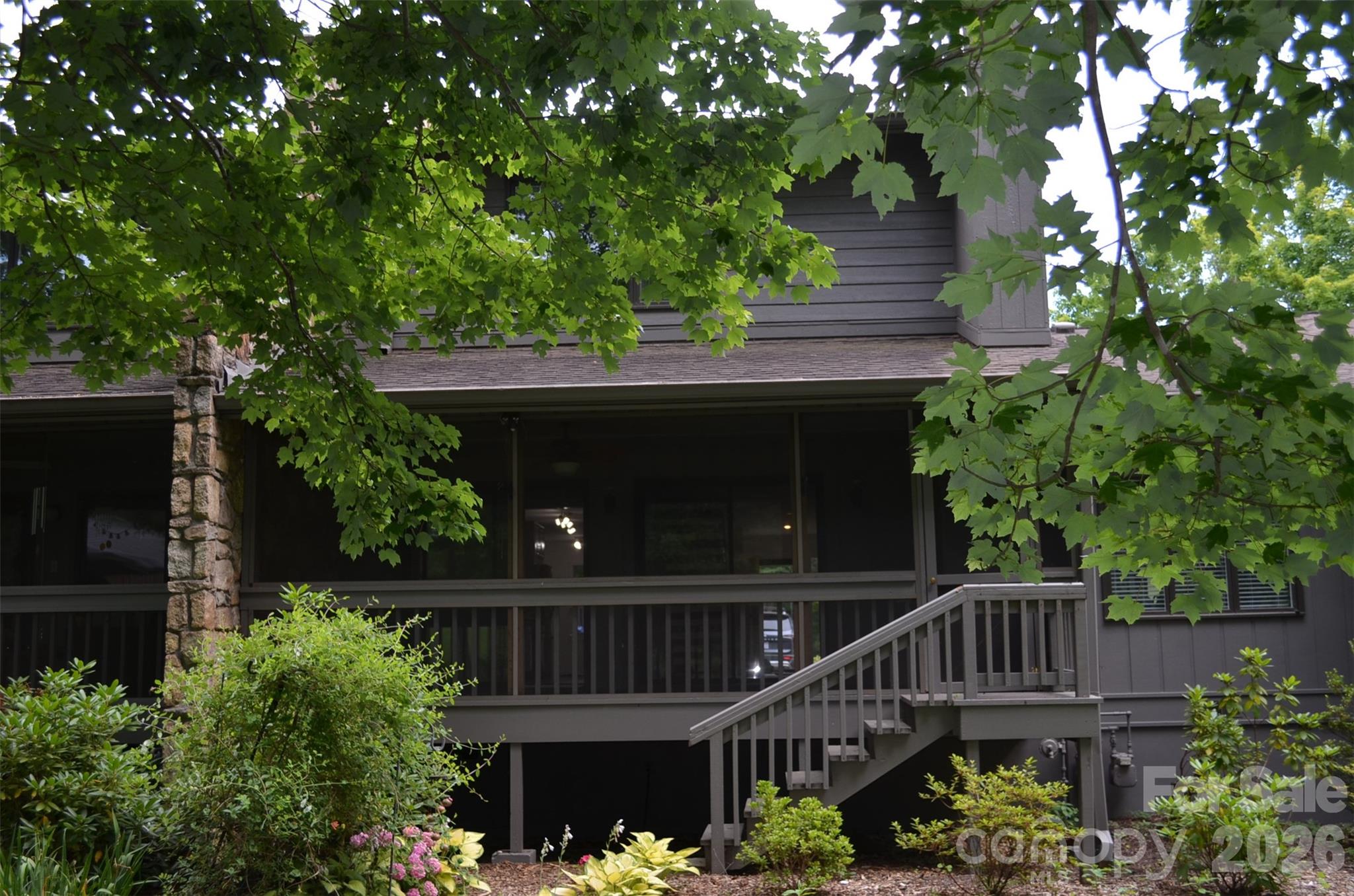 609 Crowfields Lane Property Photo 18