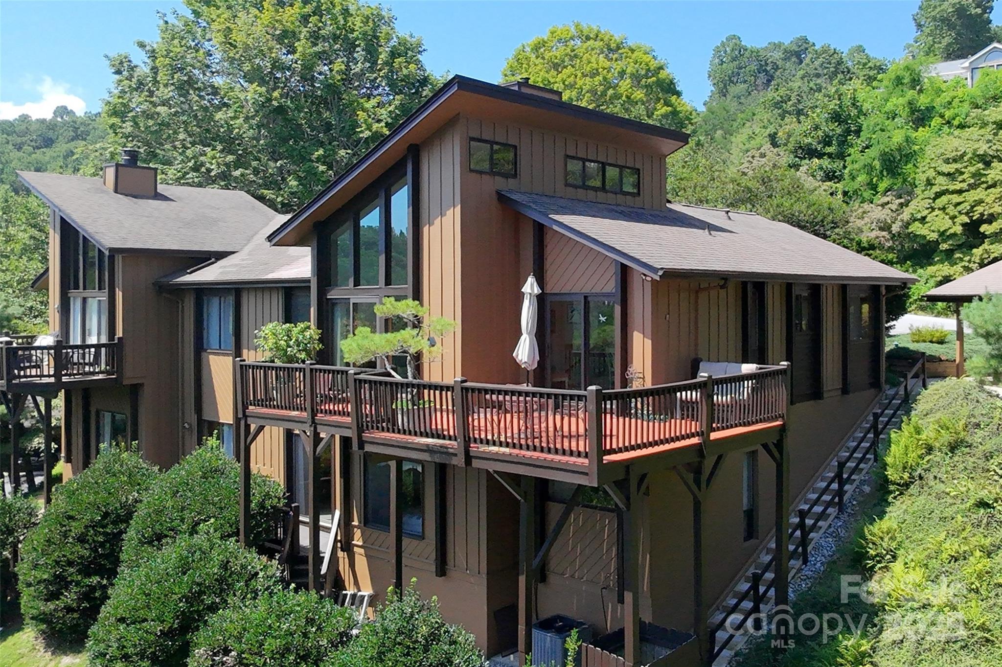 141 Country Ridge Road Property Photo 1