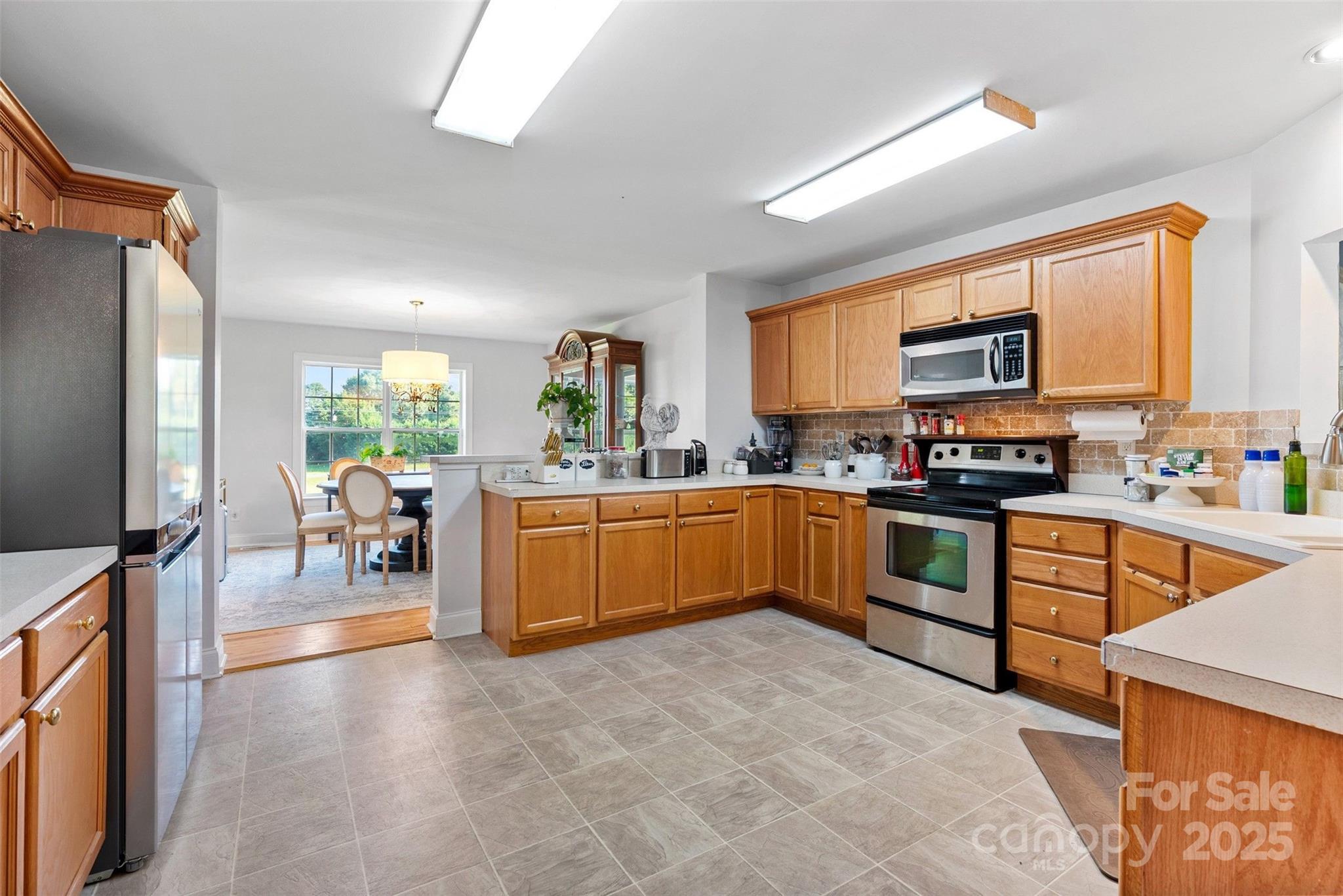 568 Faith Road Property Photo 8