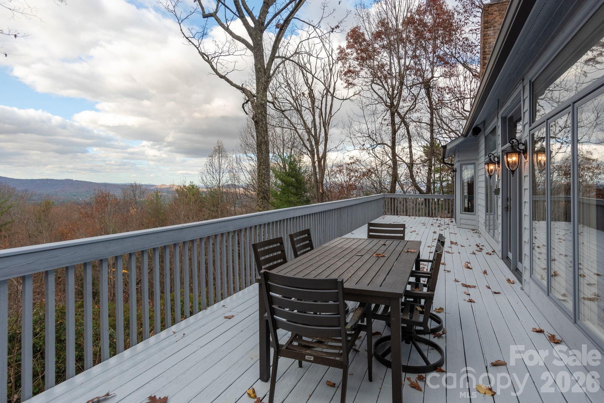 135 Poplar Loop Property Photo 24