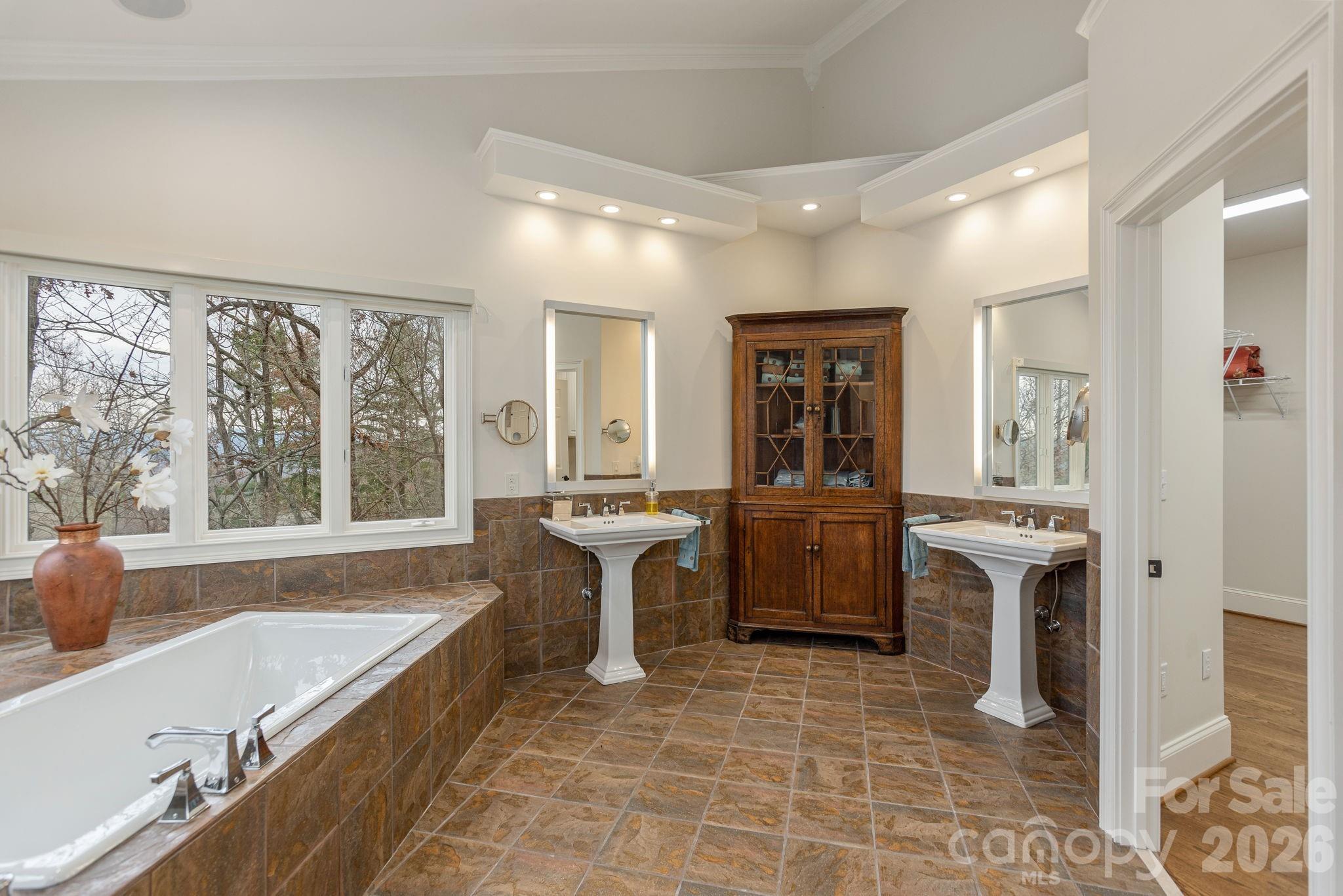 135 Poplar Loop Property Photo 32