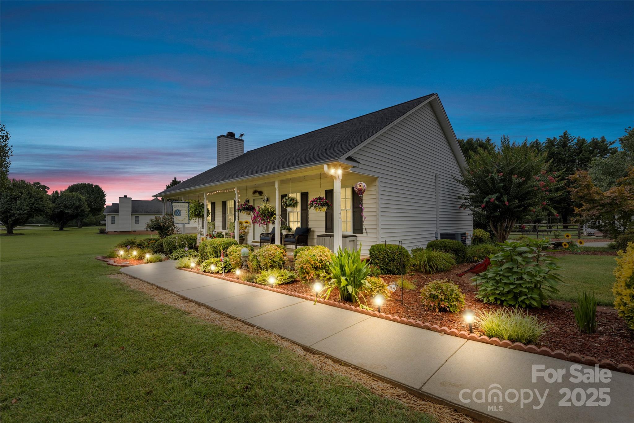 108 Camden Court Property Photo 2