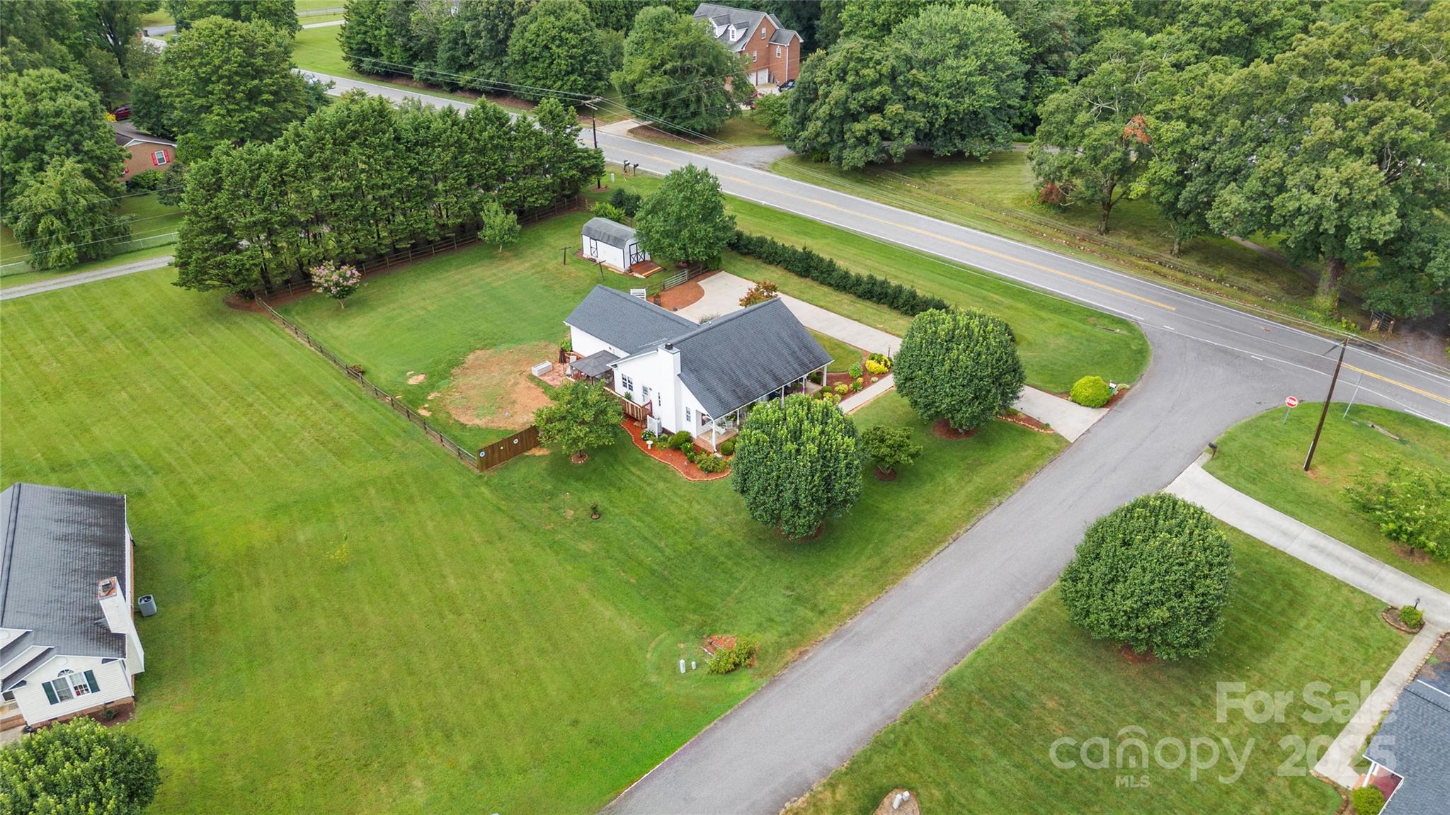 108 Camden Court Property Photo 20
