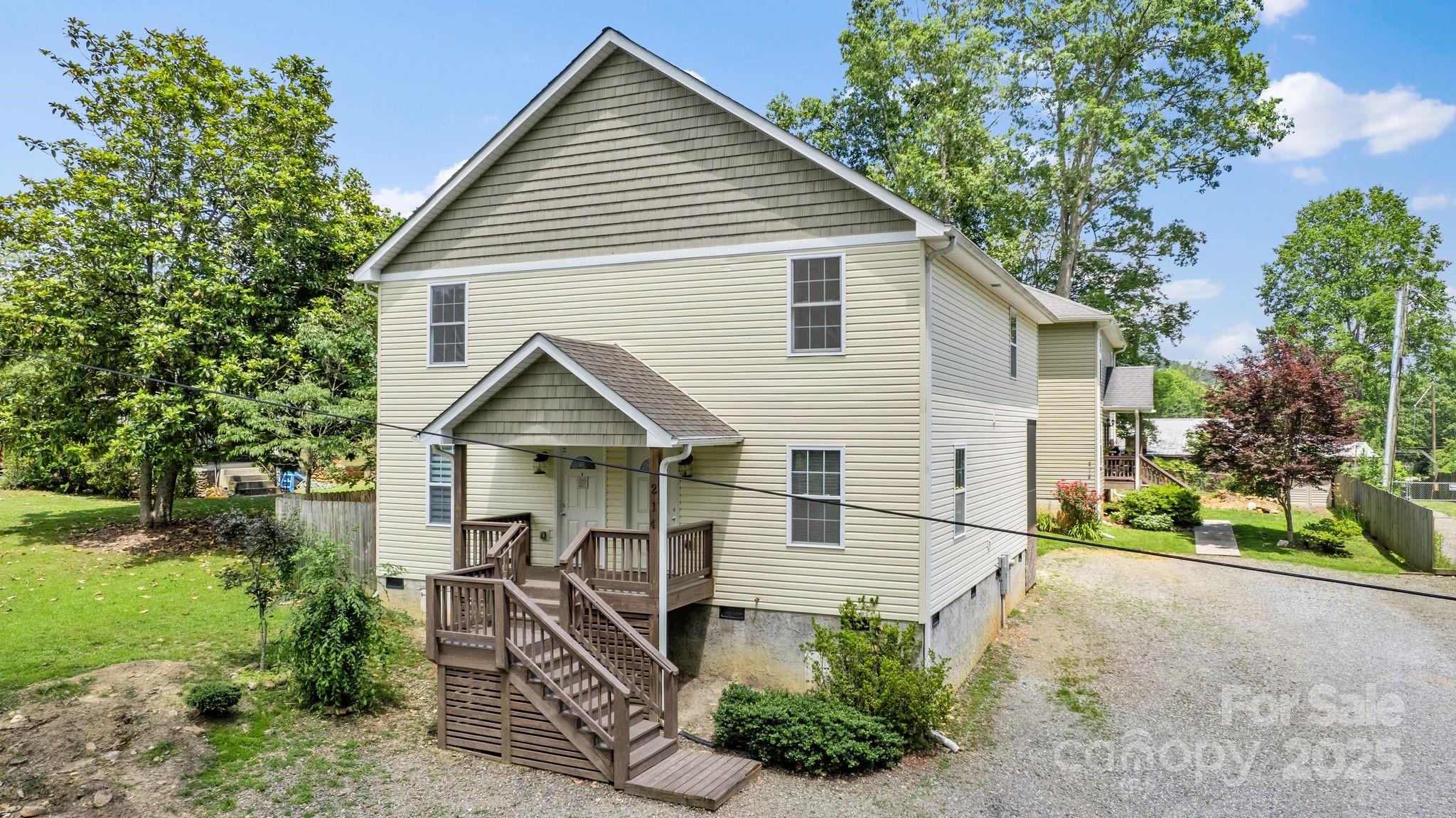 212 & 214 Portmanvilla Road Property Photo 2