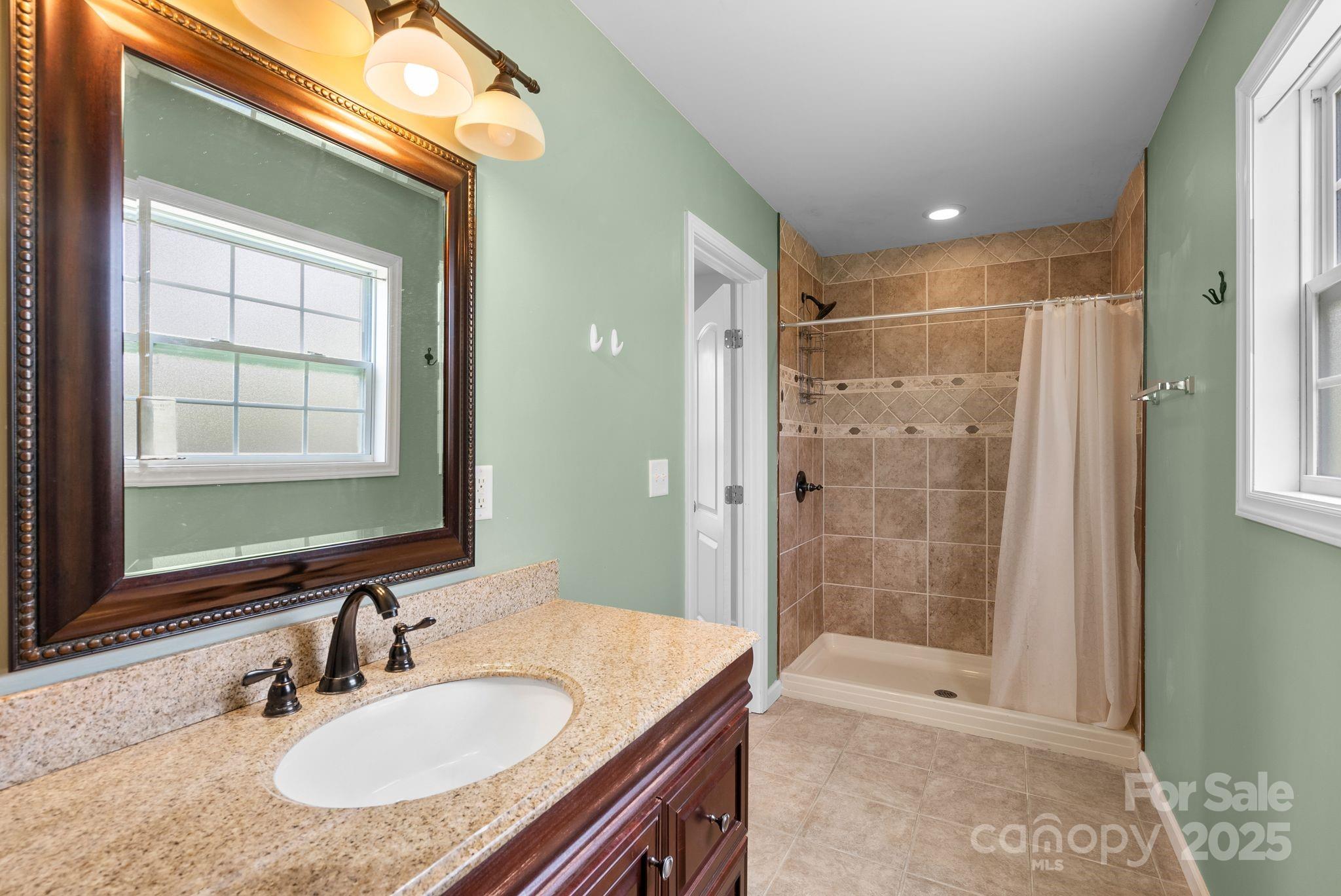 212 & 214 Portmanvilla Road Property Photo 13