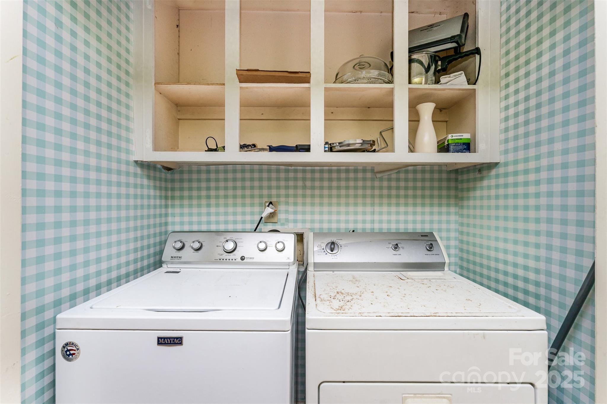 123 General Pemberton Street Property Photo 10