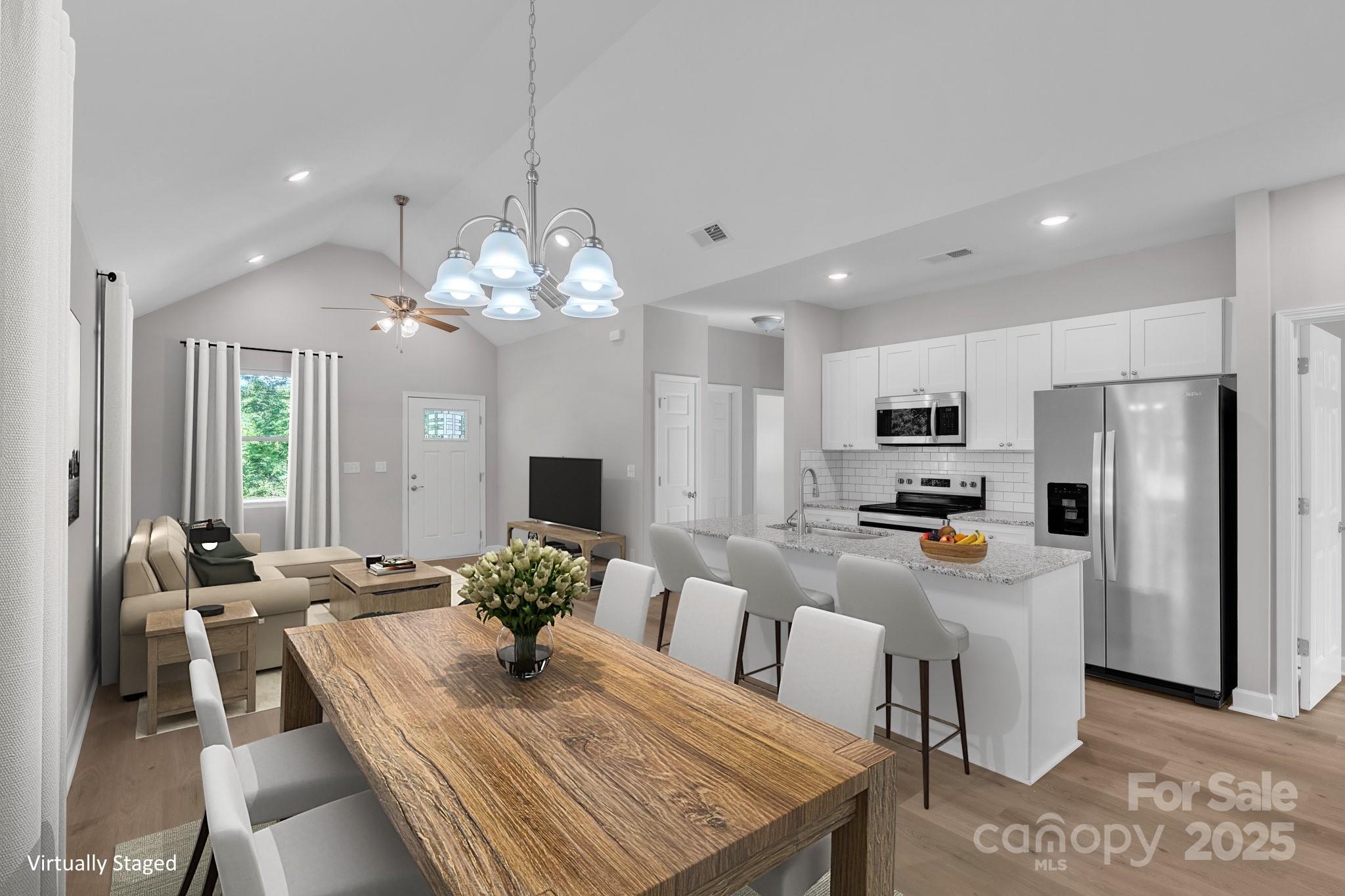 206 N Railroad Avenue Property Photo 8