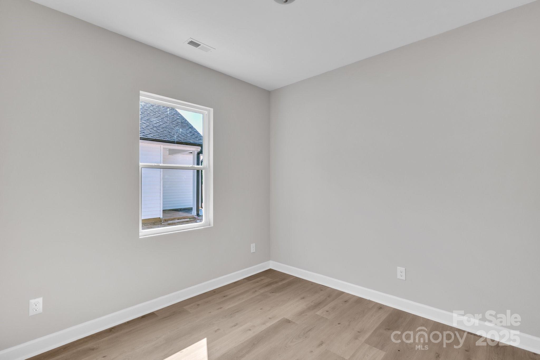 206 N Railroad Avenue Property Photo 27