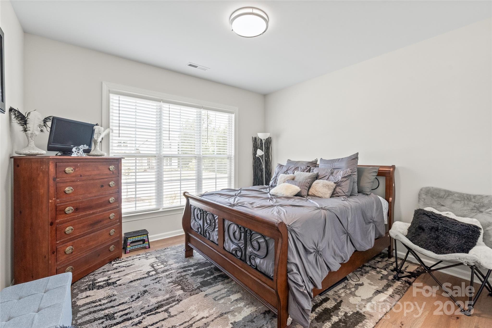 8100 Rolling Wheels Road Property Photo 7