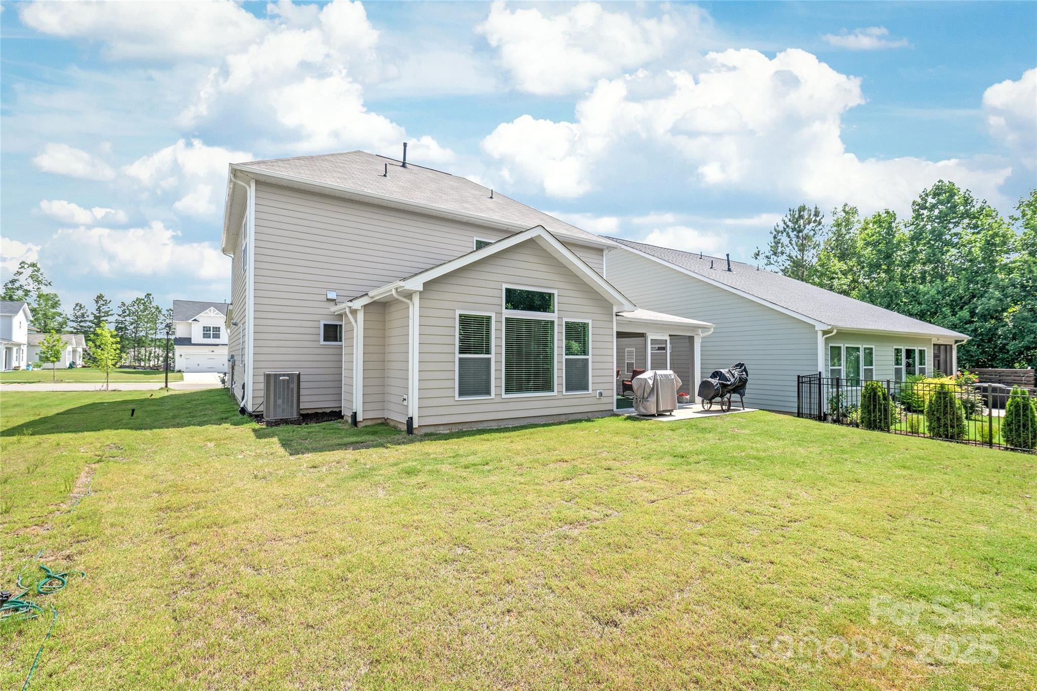 8100 Rolling Wheels Road Property Photo 34