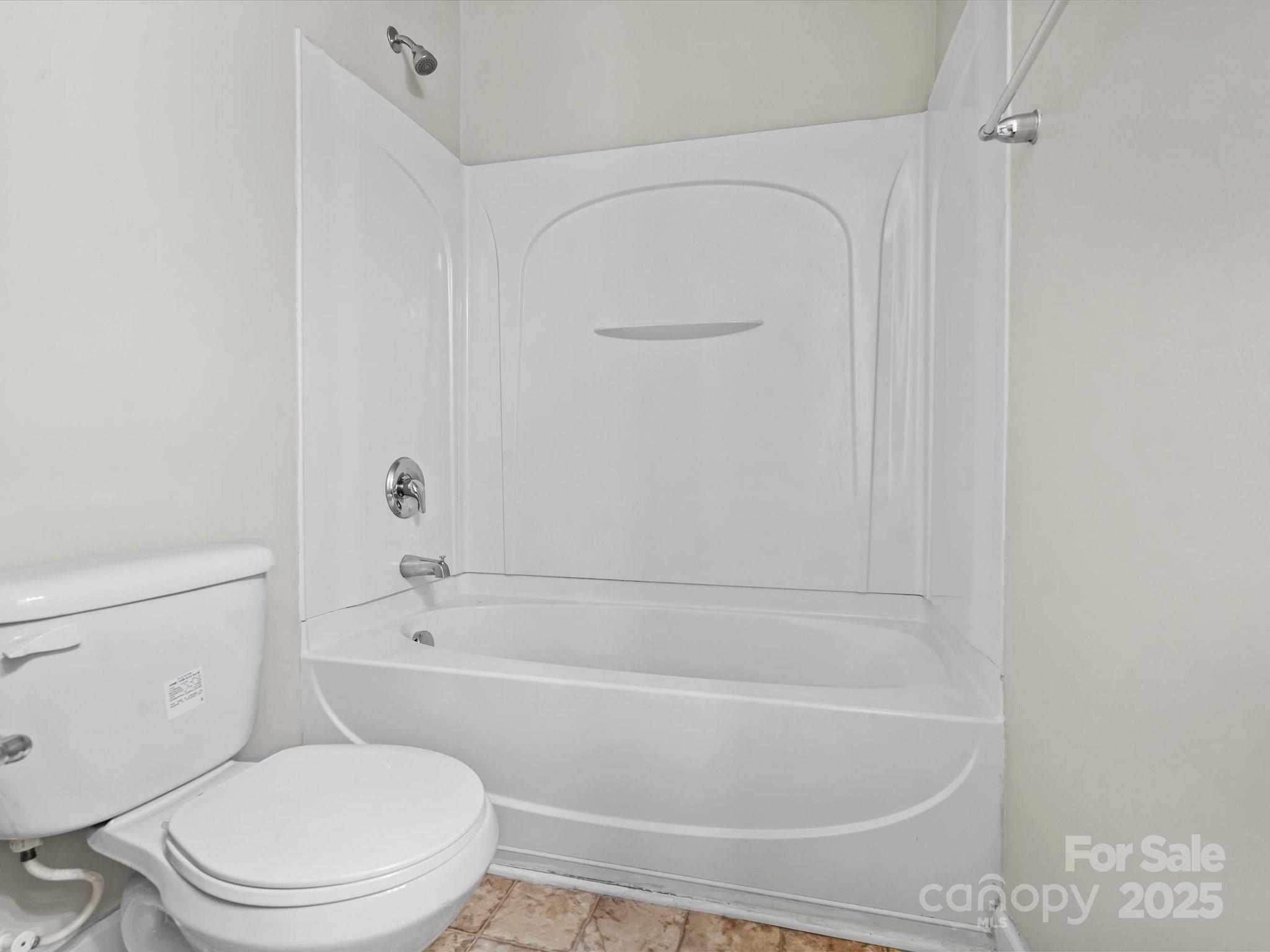 6411 Royal Celadon Way Property Photo 23