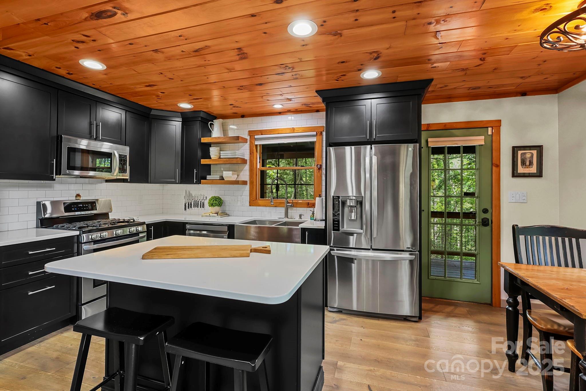 228 Woodby Ridge Road Property Photo 8