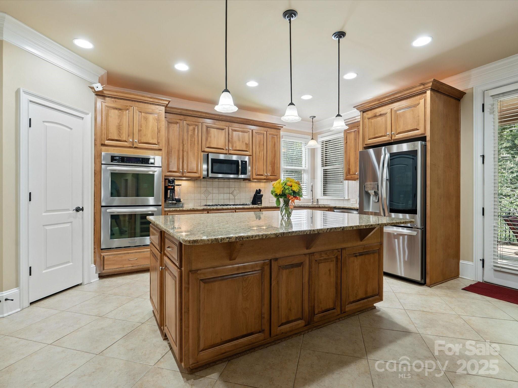 8407 Rolling Fields Road Property Photo 10