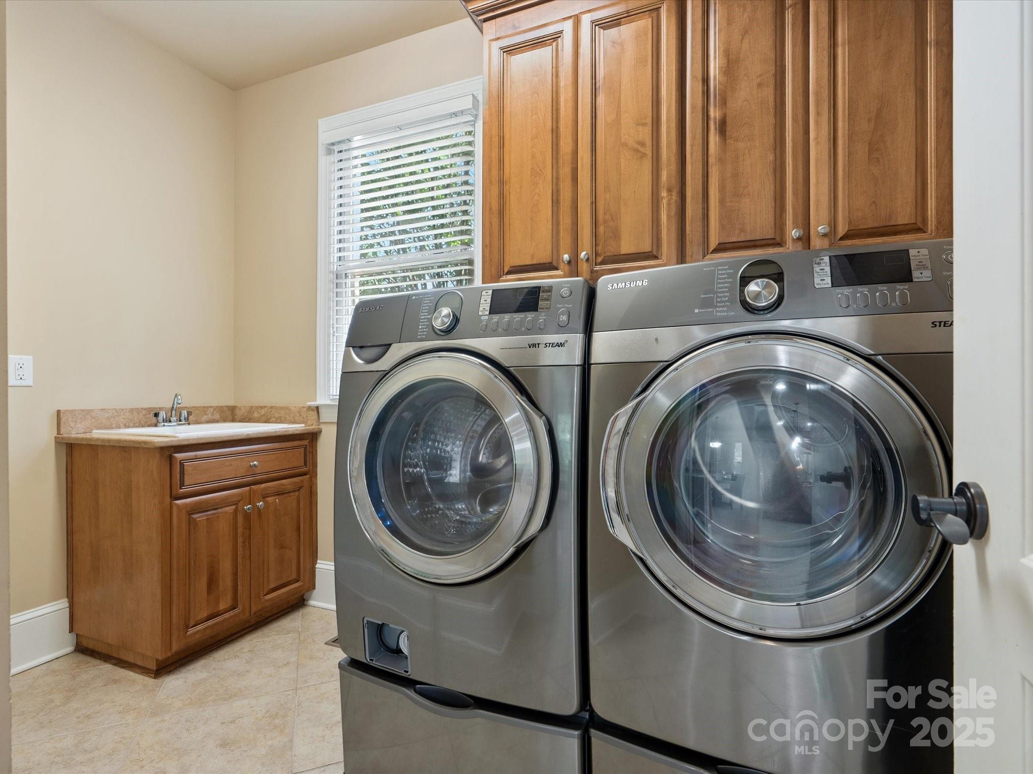 8407 Rolling Fields Road Property Photo 14