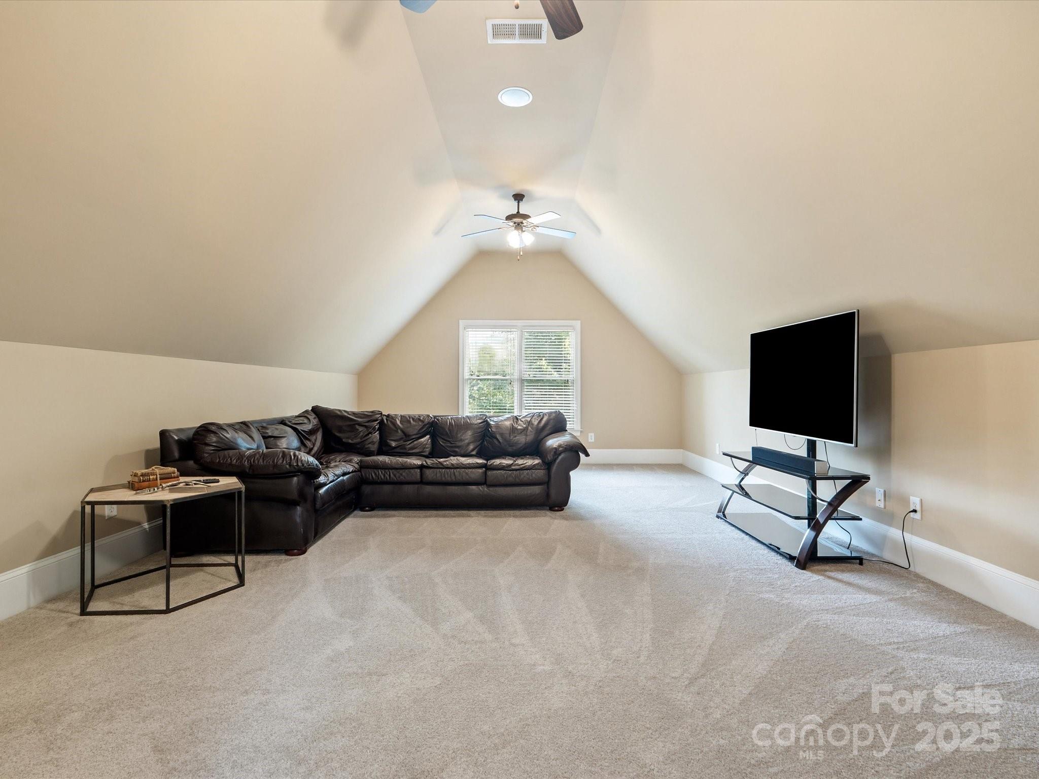 8407 Rolling Fields Road Property Photo 28
