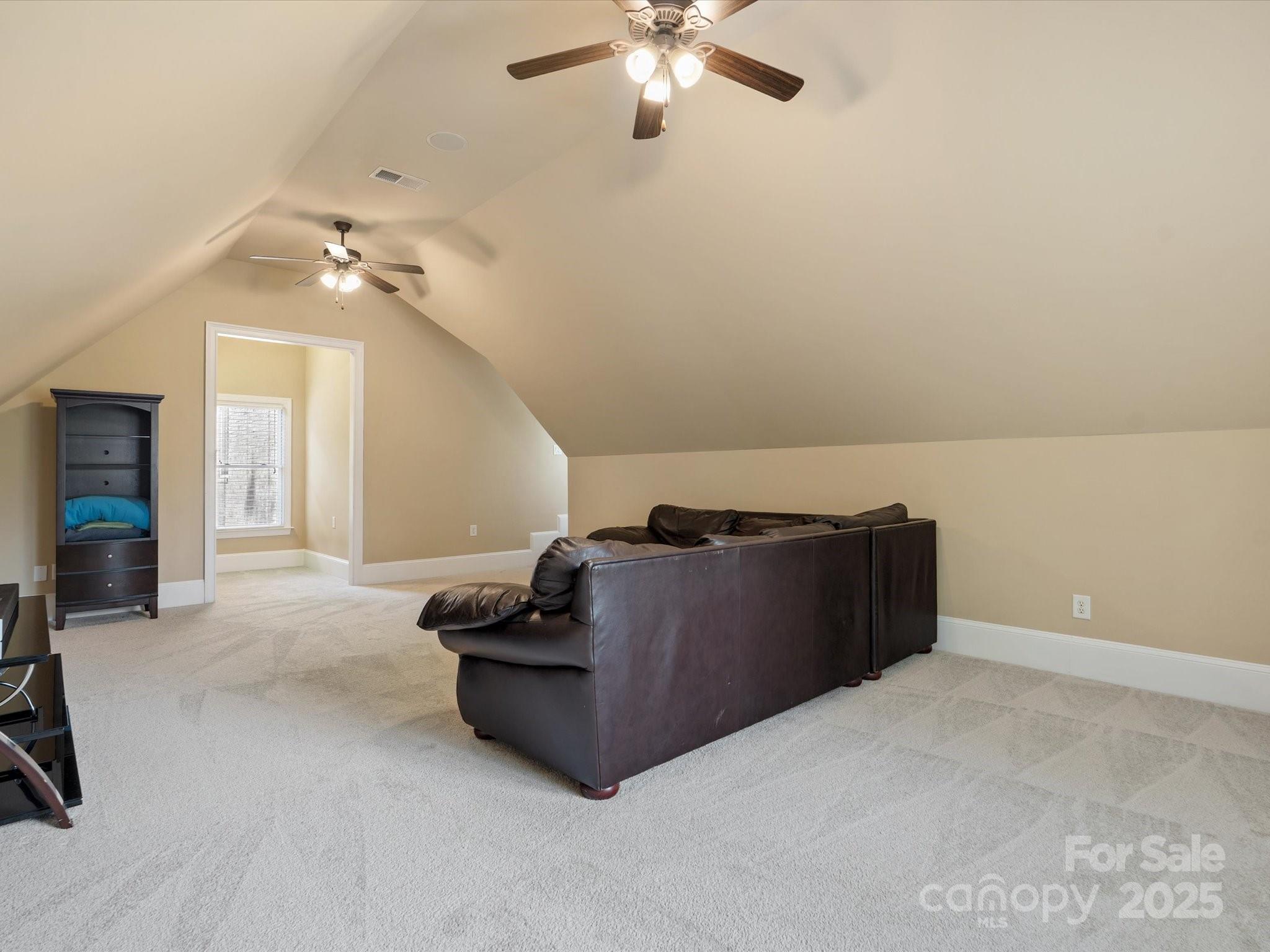 8407 Rolling Fields Road Property Photo 29