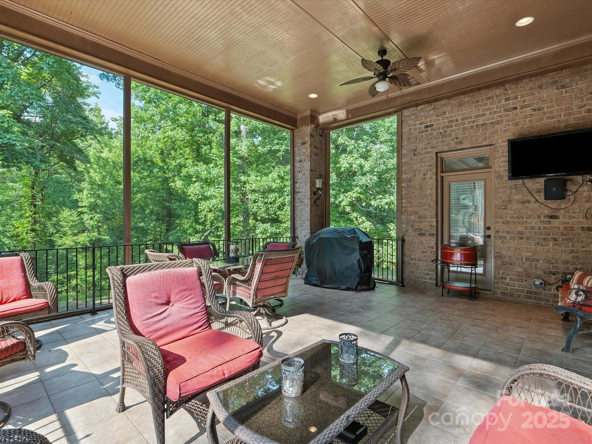 8407 Rolling Fields Road Property Photo 44