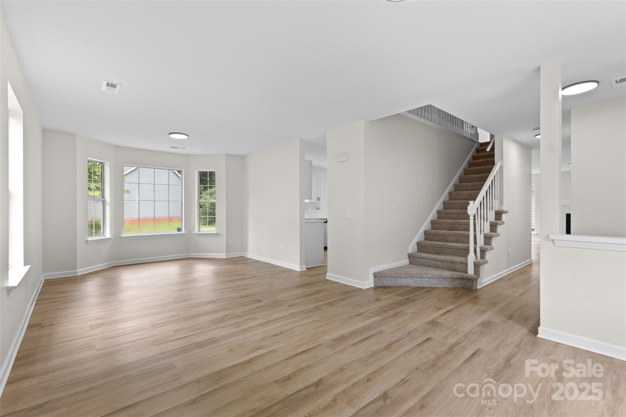 6907 Spandril Lane Property Photo 7