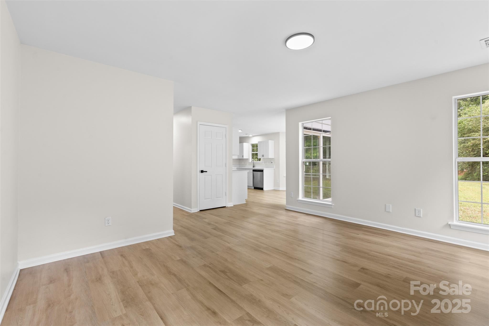 6907 Spandril Lane Property Photo 14
