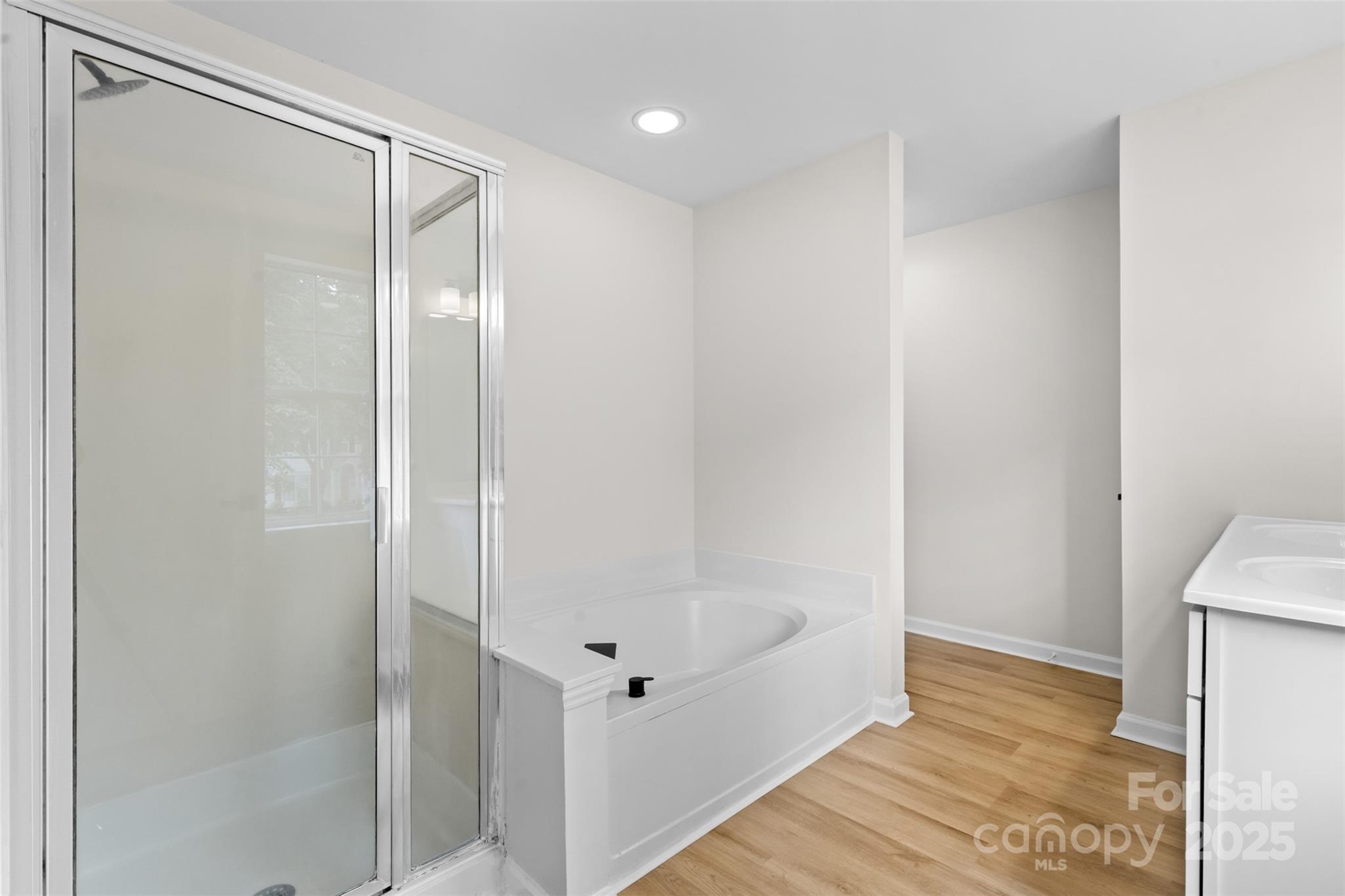 6907 Spandril Lane Property Photo 25