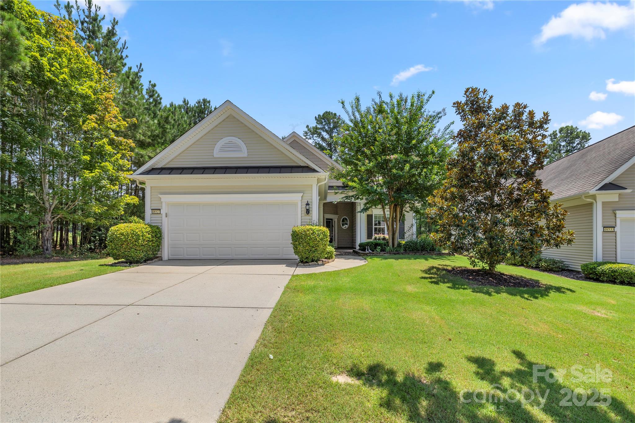 48527 Snapdragon Lane Property Photo 2