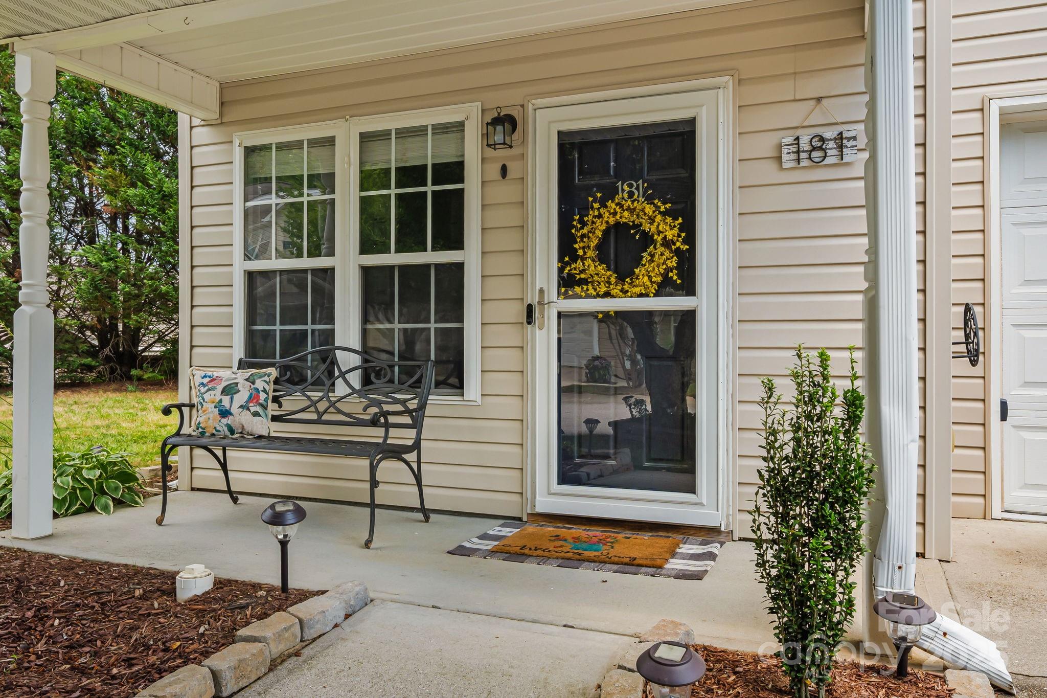 181 Farington Circle Property Photo 3