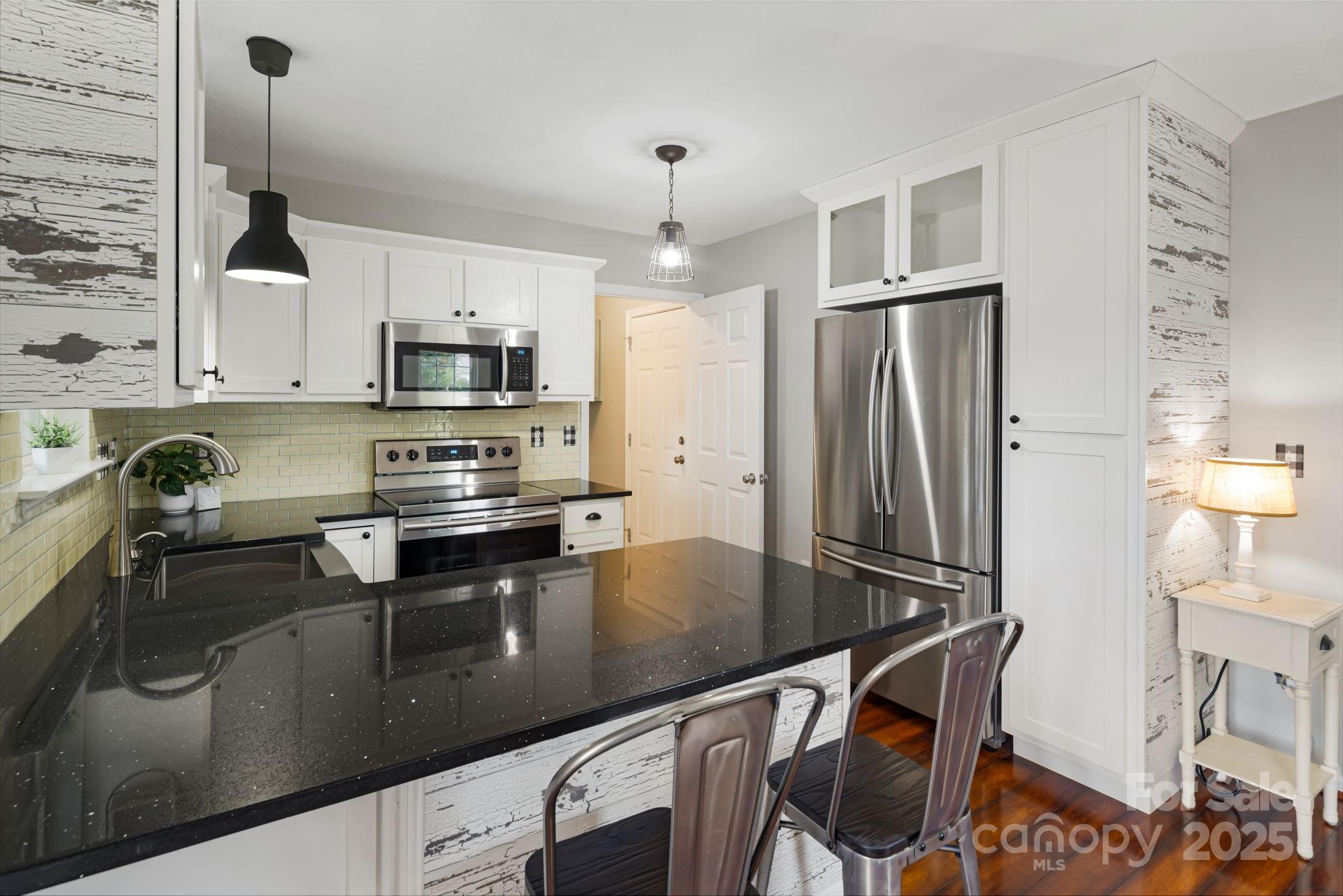 181 Farington Circle Property Photo 11