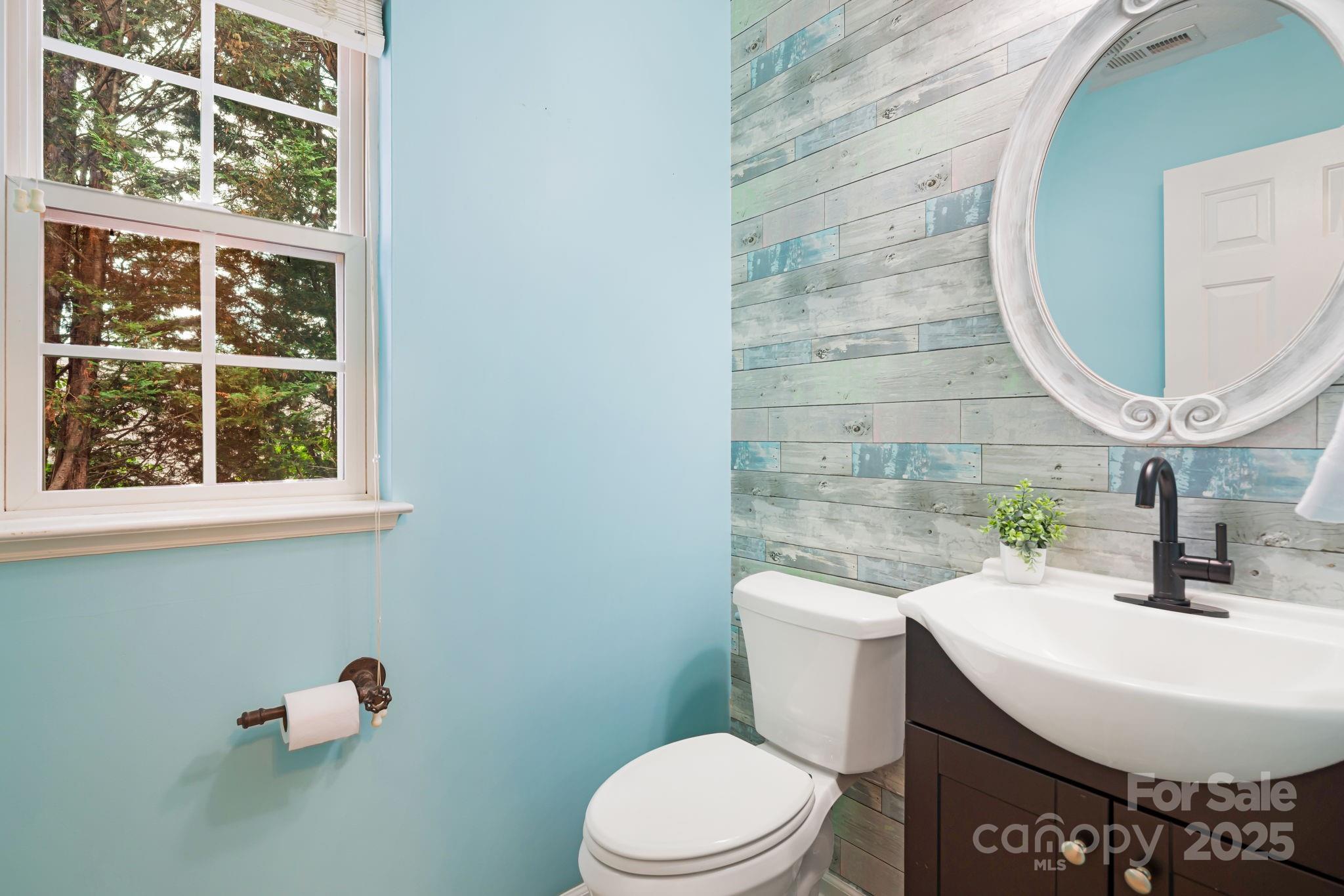 181 Farington Circle Property Photo 14