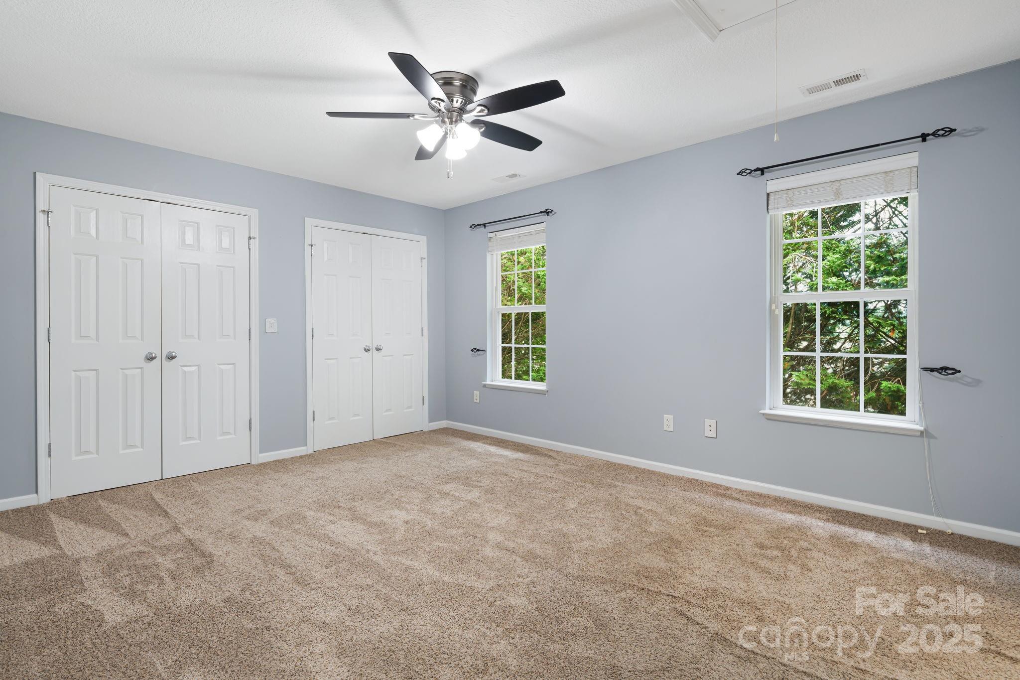 181 Farington Circle Property Photo 22