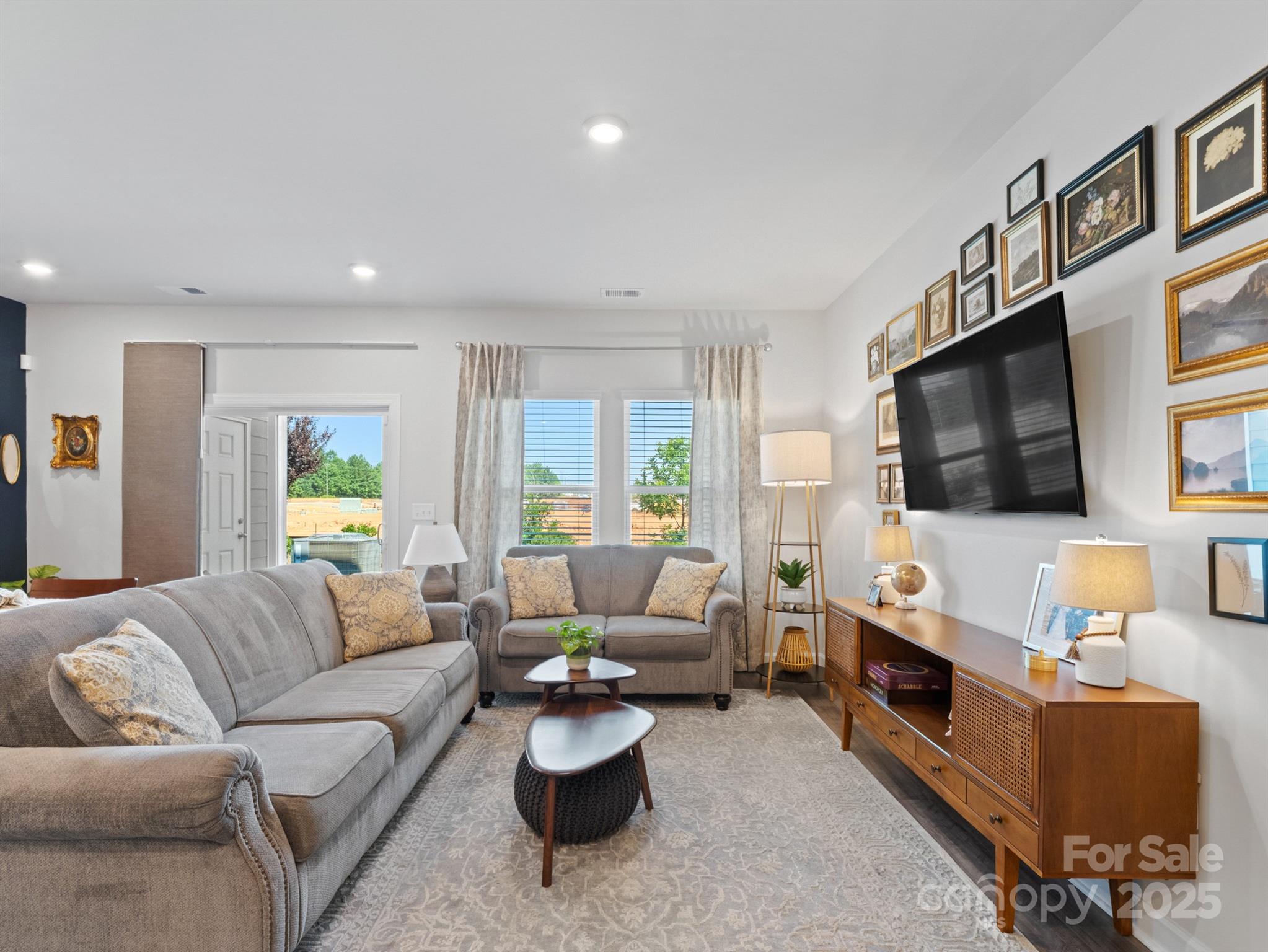 4170 County Down Avenue Property Photo 13