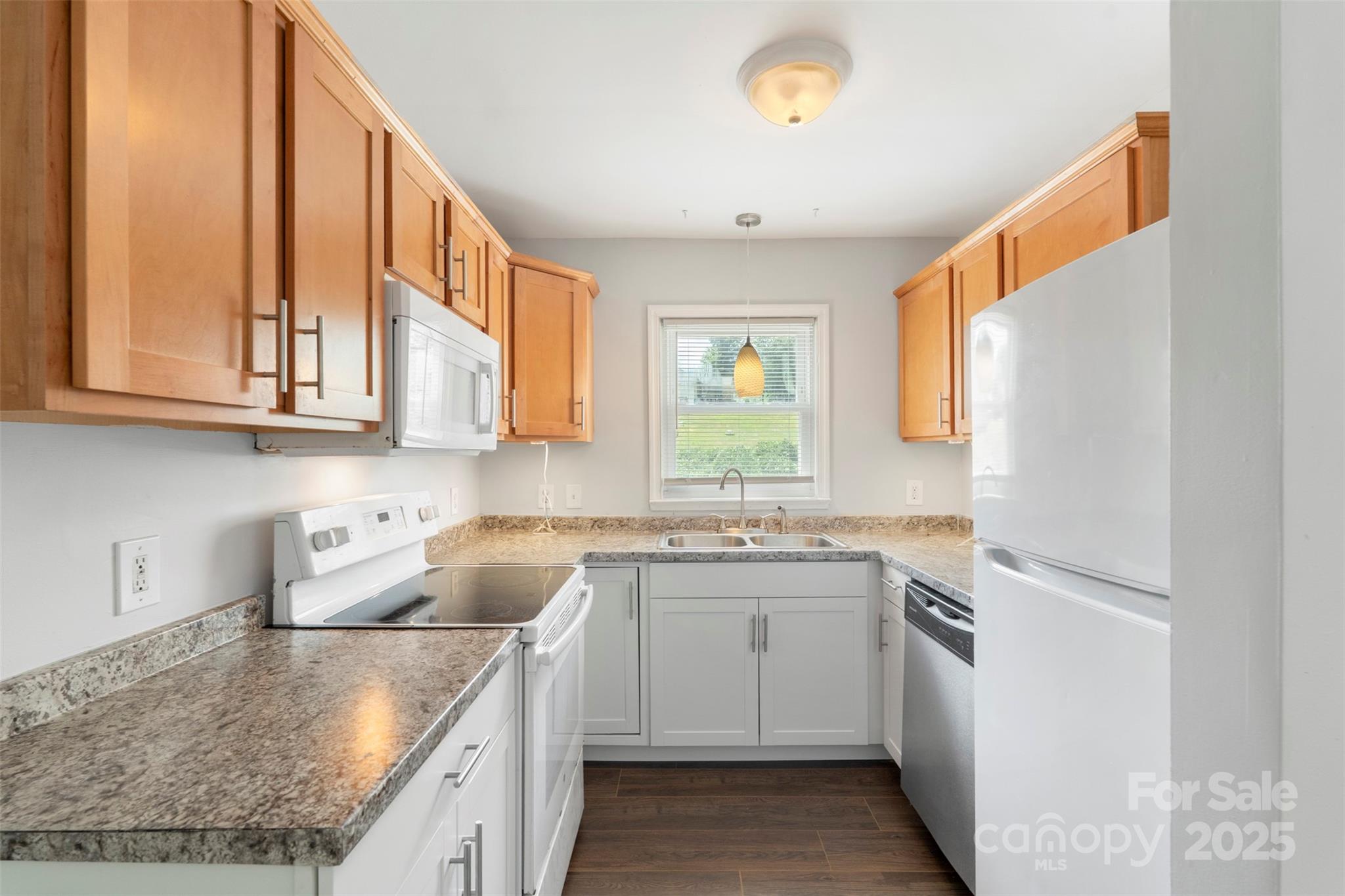 718 E Maple Avenue F Property Photo 11