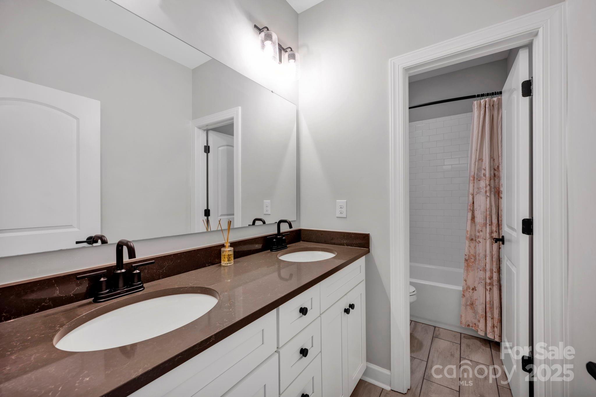 2017 Belle Grove Drive Property Photo 38