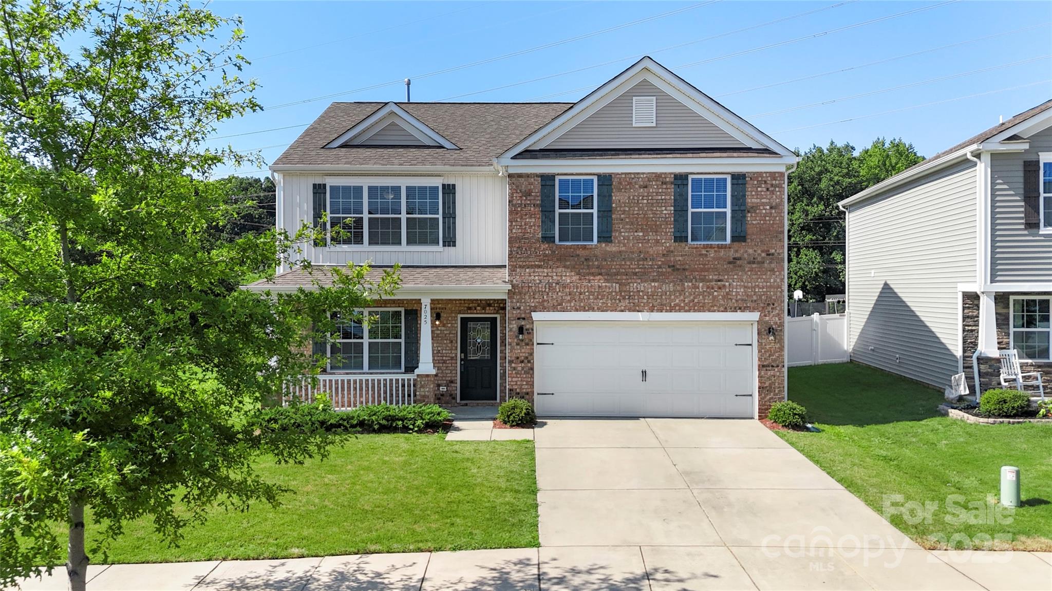 7025 Pennyroyal Way Property Photo 3