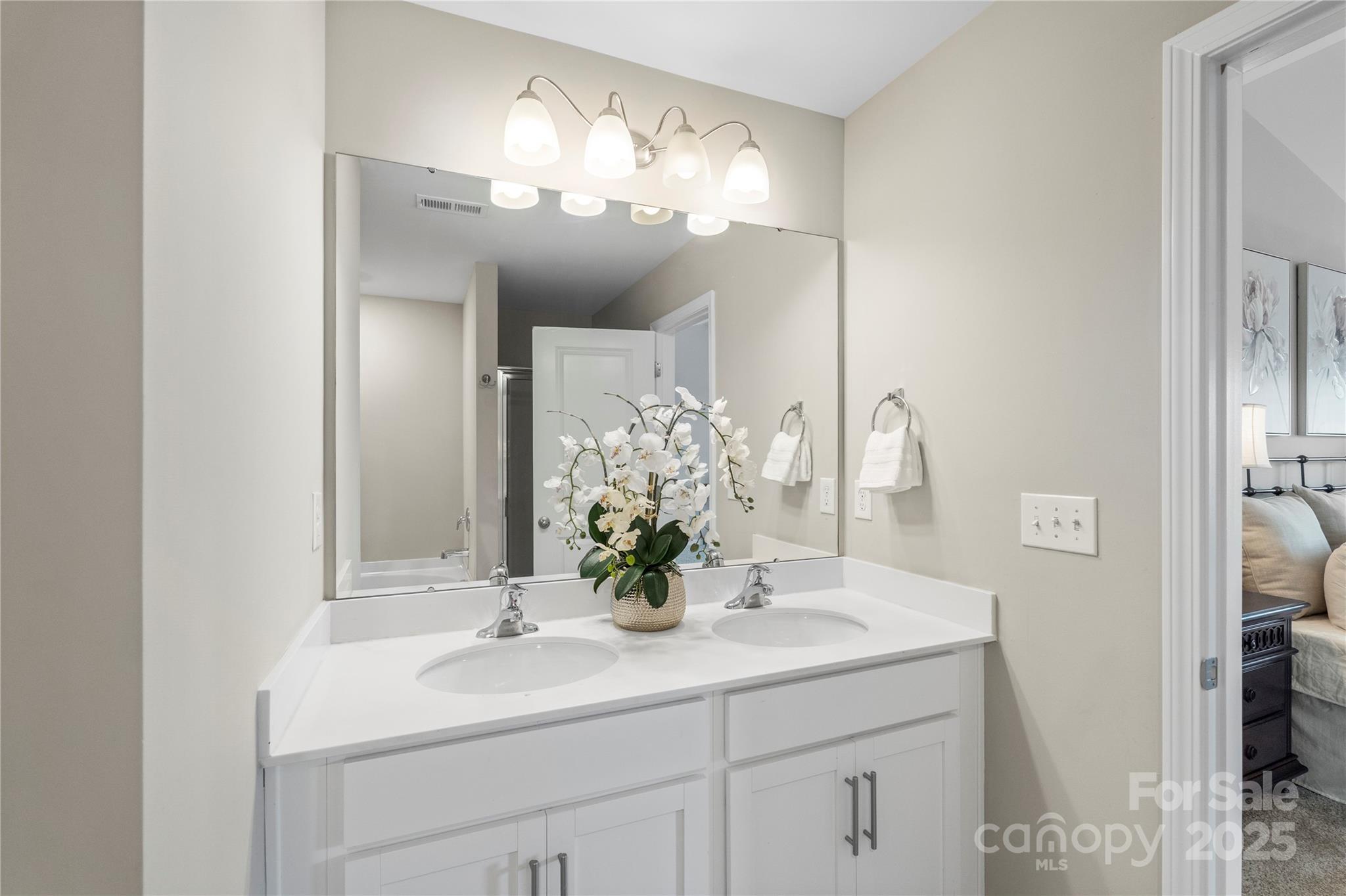 7025 Pennyroyal Way Property Photo 30