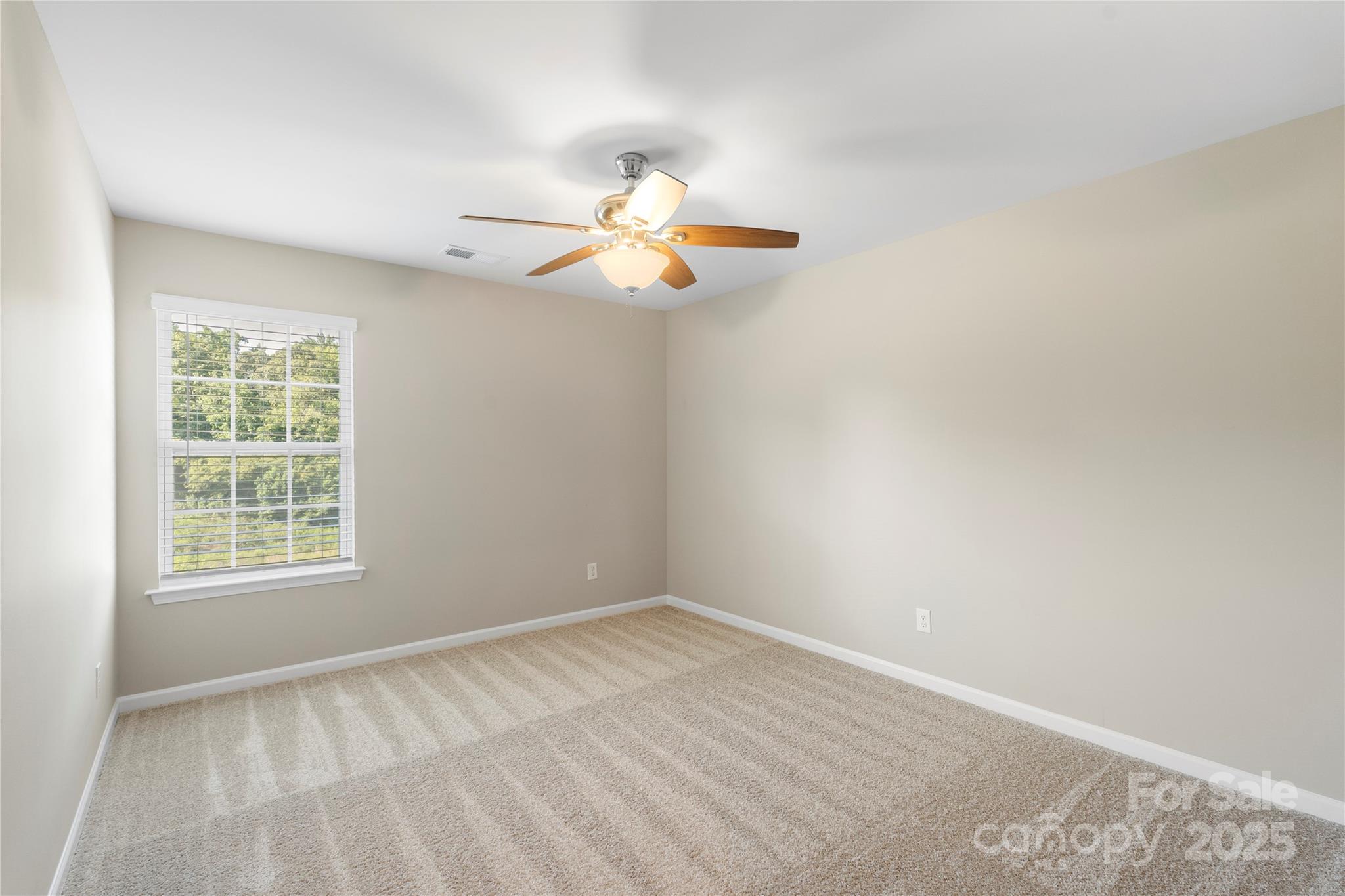 7025 Pennyroyal Way Property Photo 34