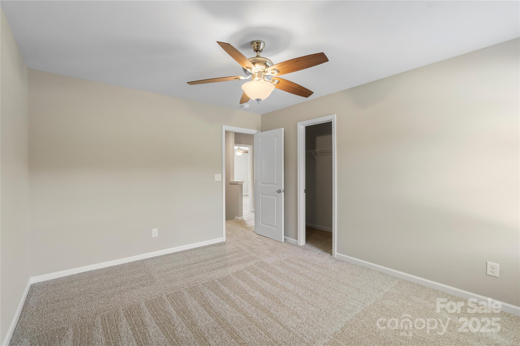 7025 Pennyroyal Way Property Photo 35