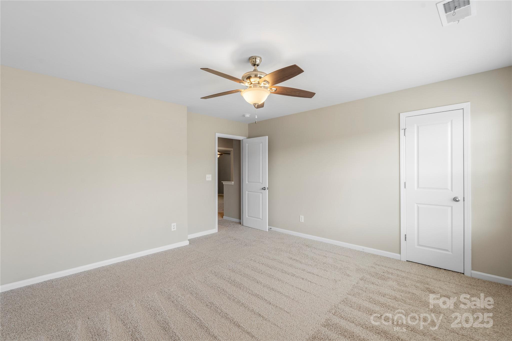 7025 Pennyroyal Way Property Photo 39