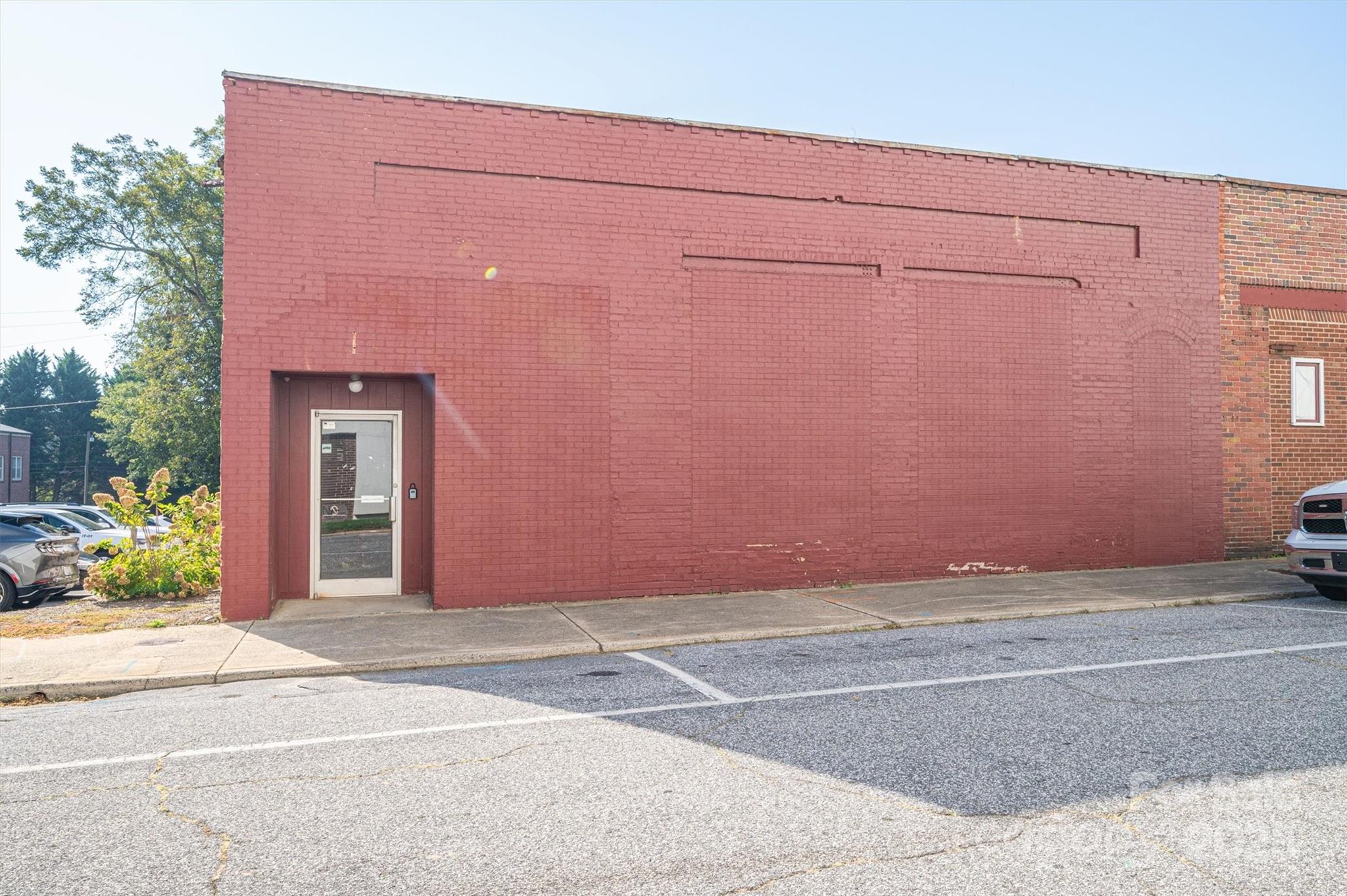 125 W Water Street Property Photo 1