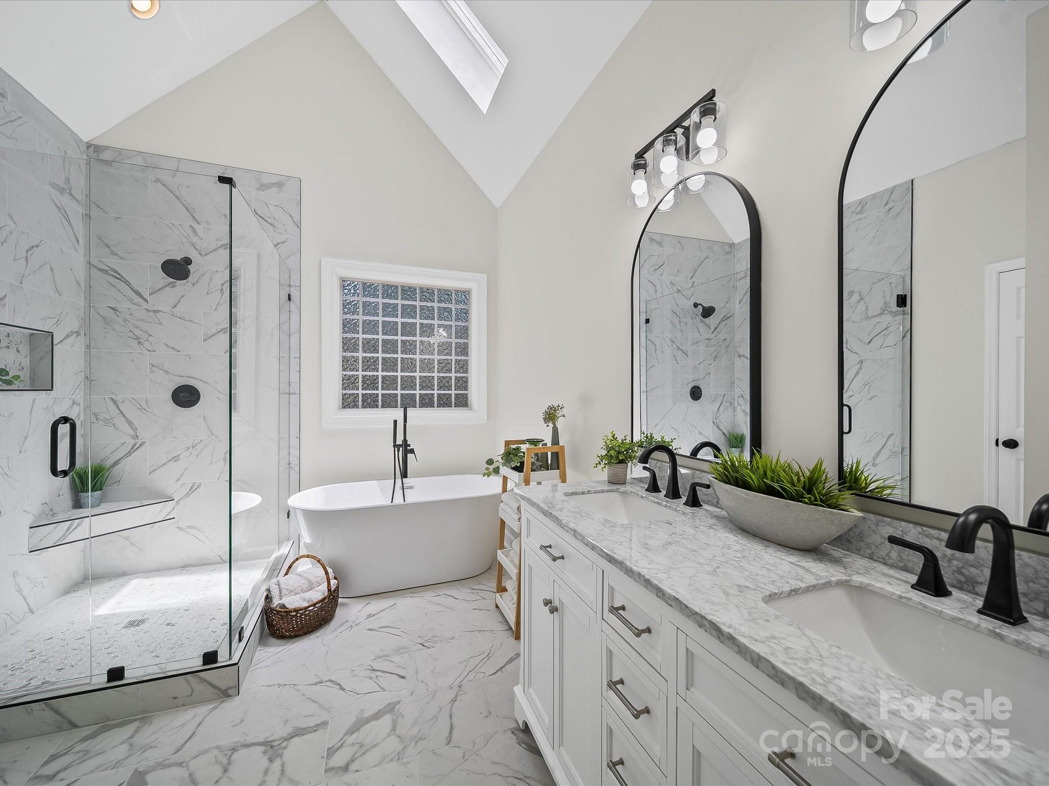 210 Wessex Way Property Photo 13