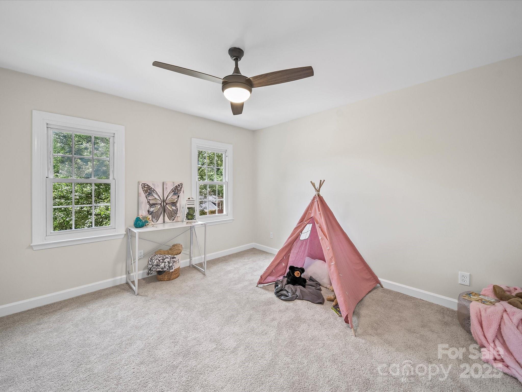 210 Wessex Way Property Photo 33