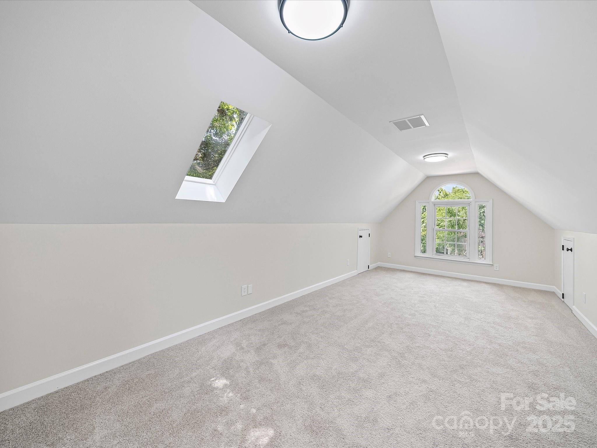 210 Wessex Way Property Photo 36