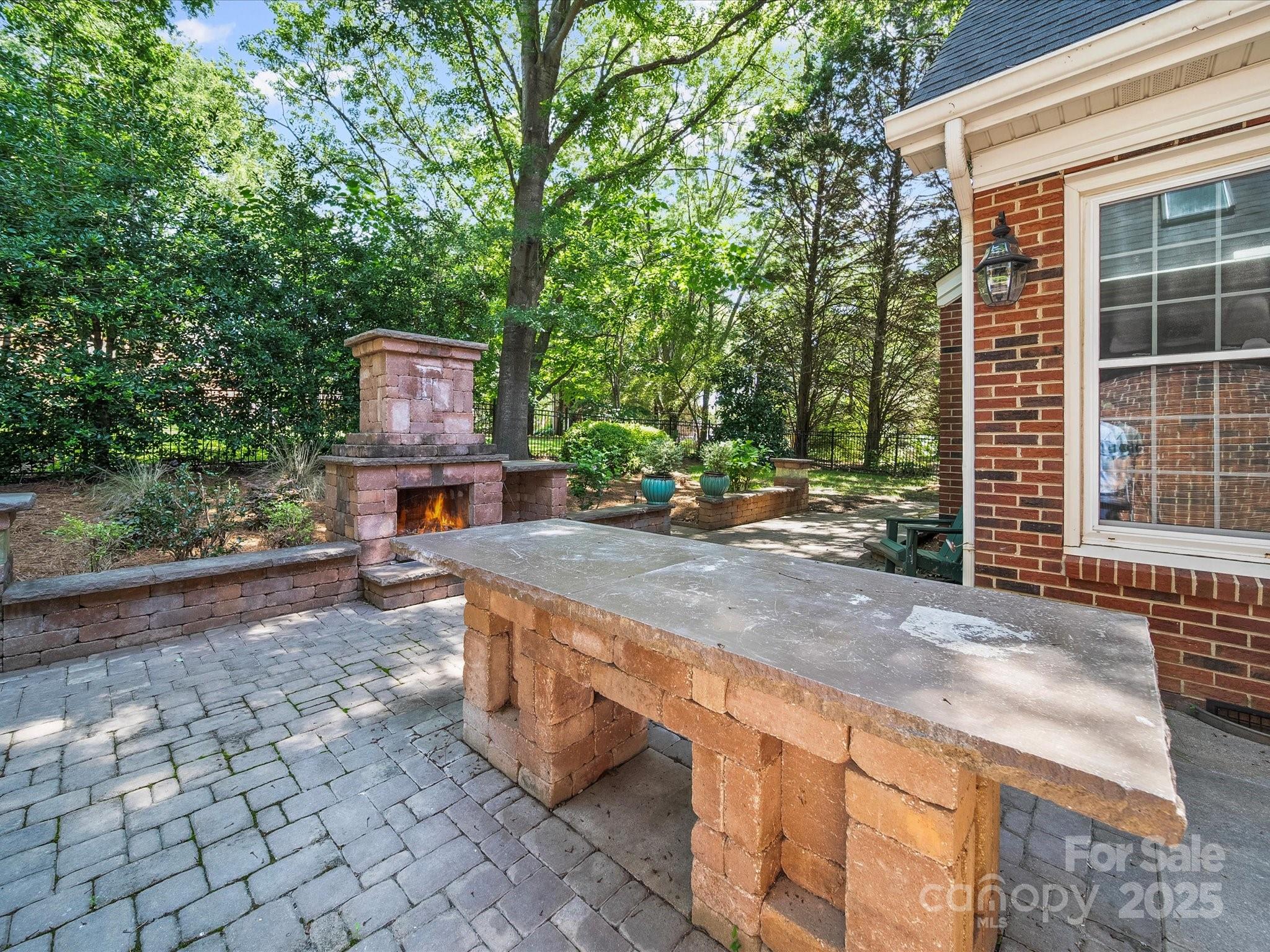 210 Wessex Way Property Photo 40