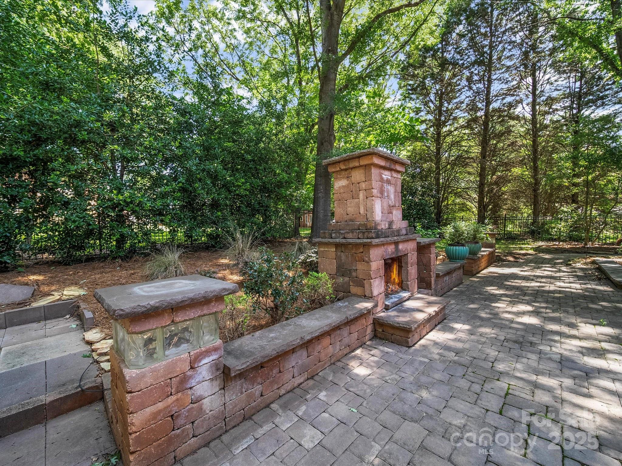 210 Wessex Way Property Photo 42