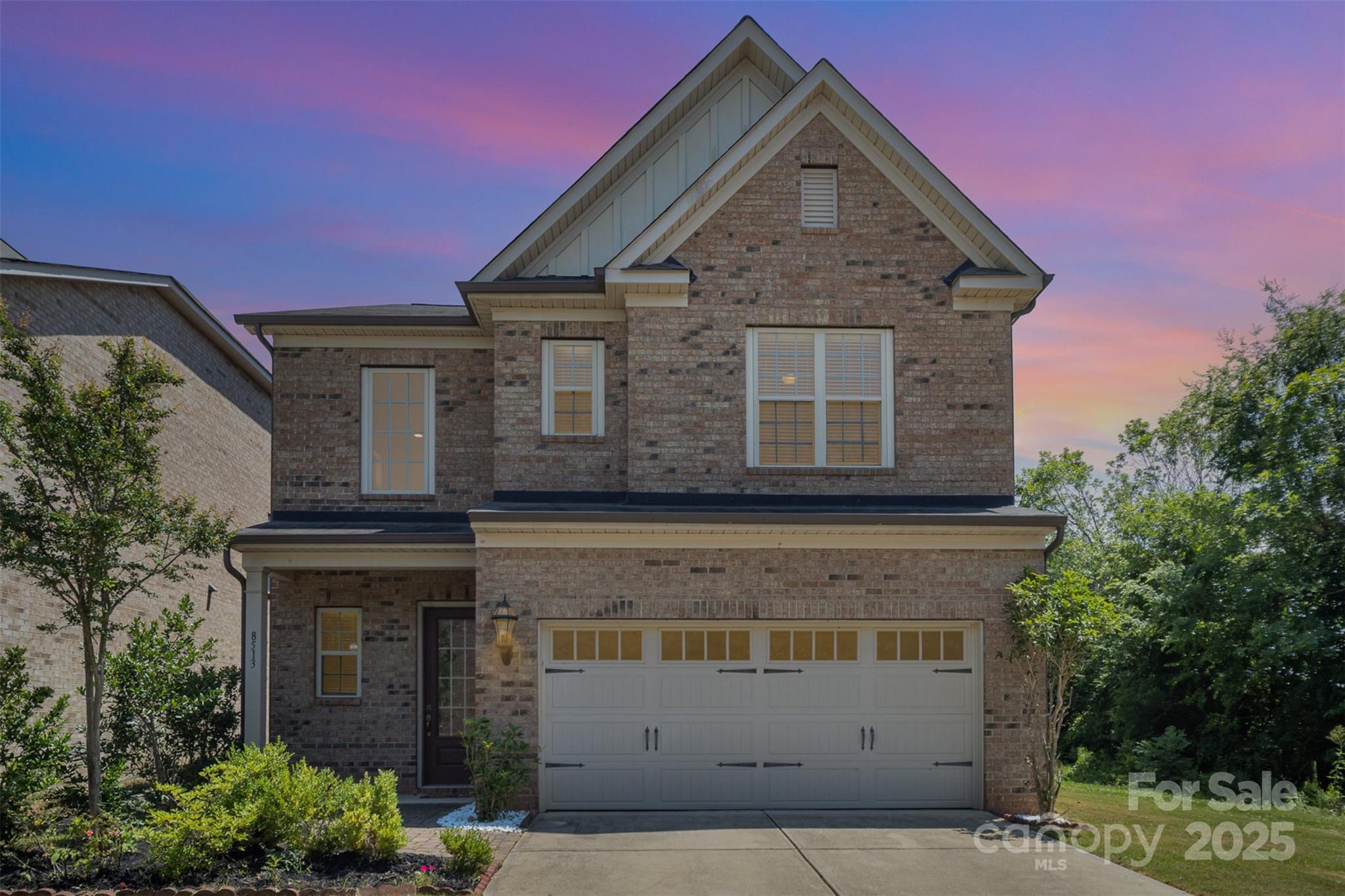 8513 Garden View Drive Property Photo 1