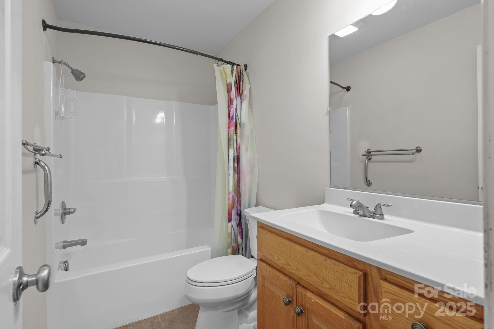 226 Brooks Farm Drive Property Photo 10