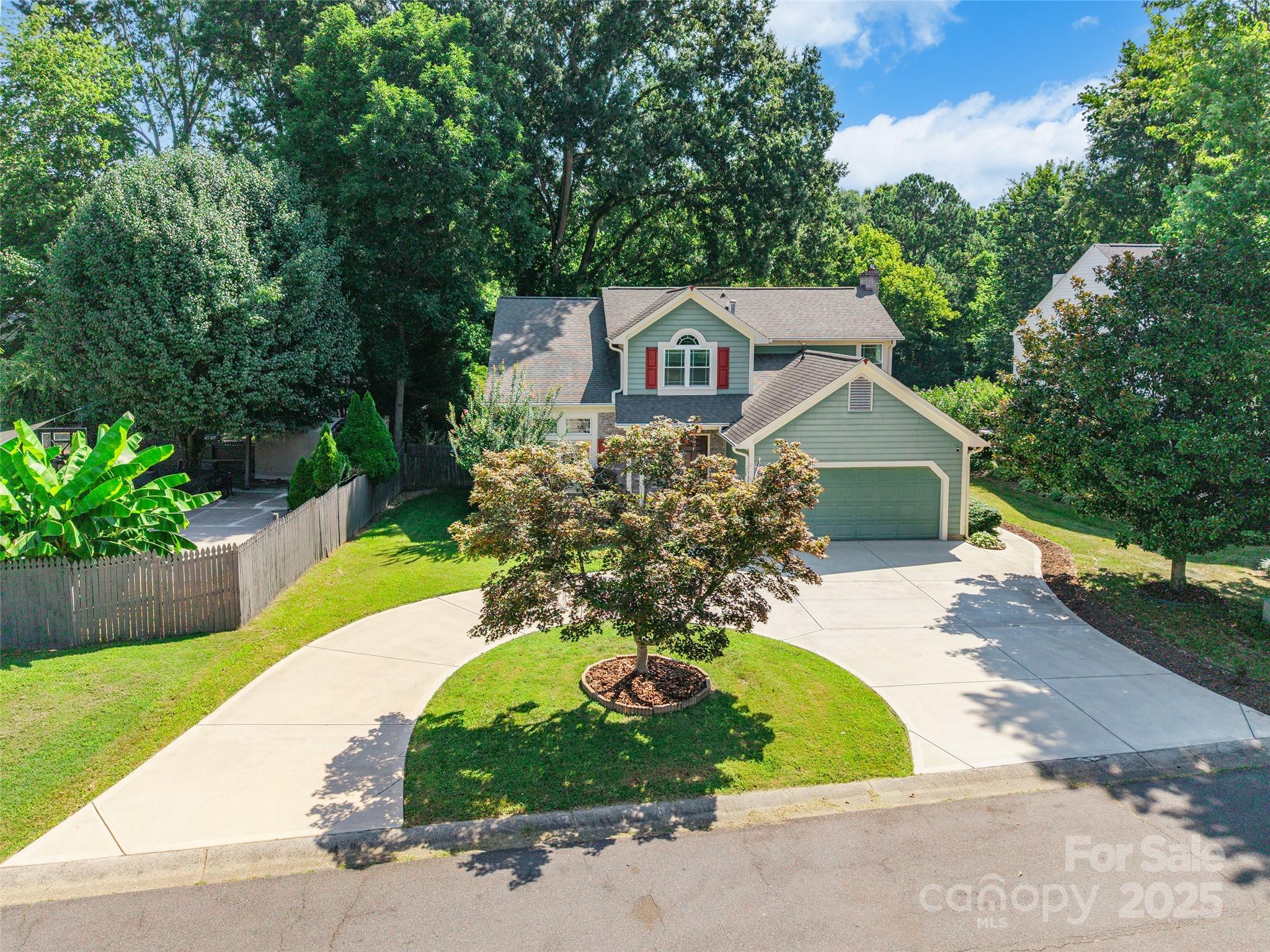 8909 Raven Park Drive Property Photo 1
